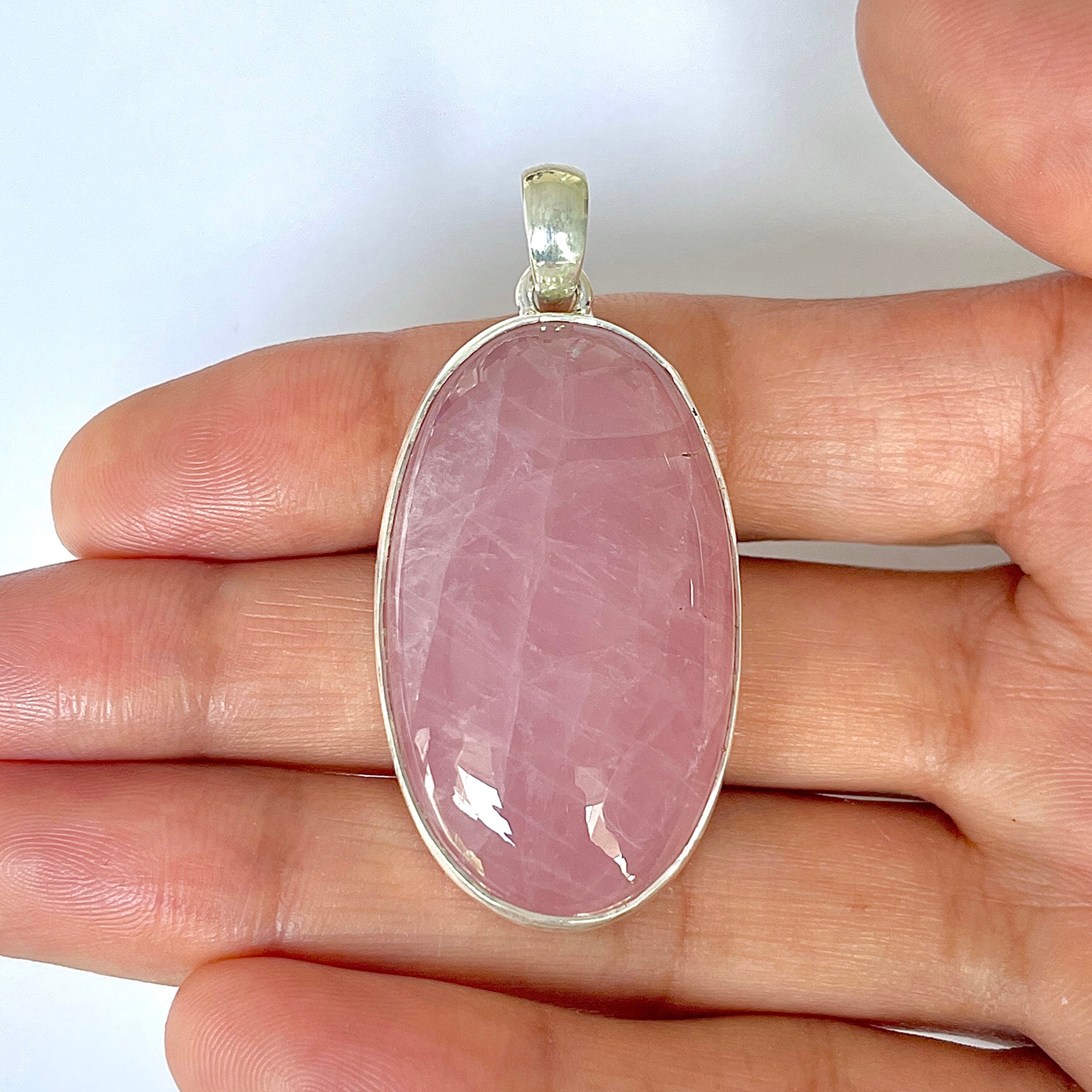 Rose Quartz Pendant-(RSQ-1-135)