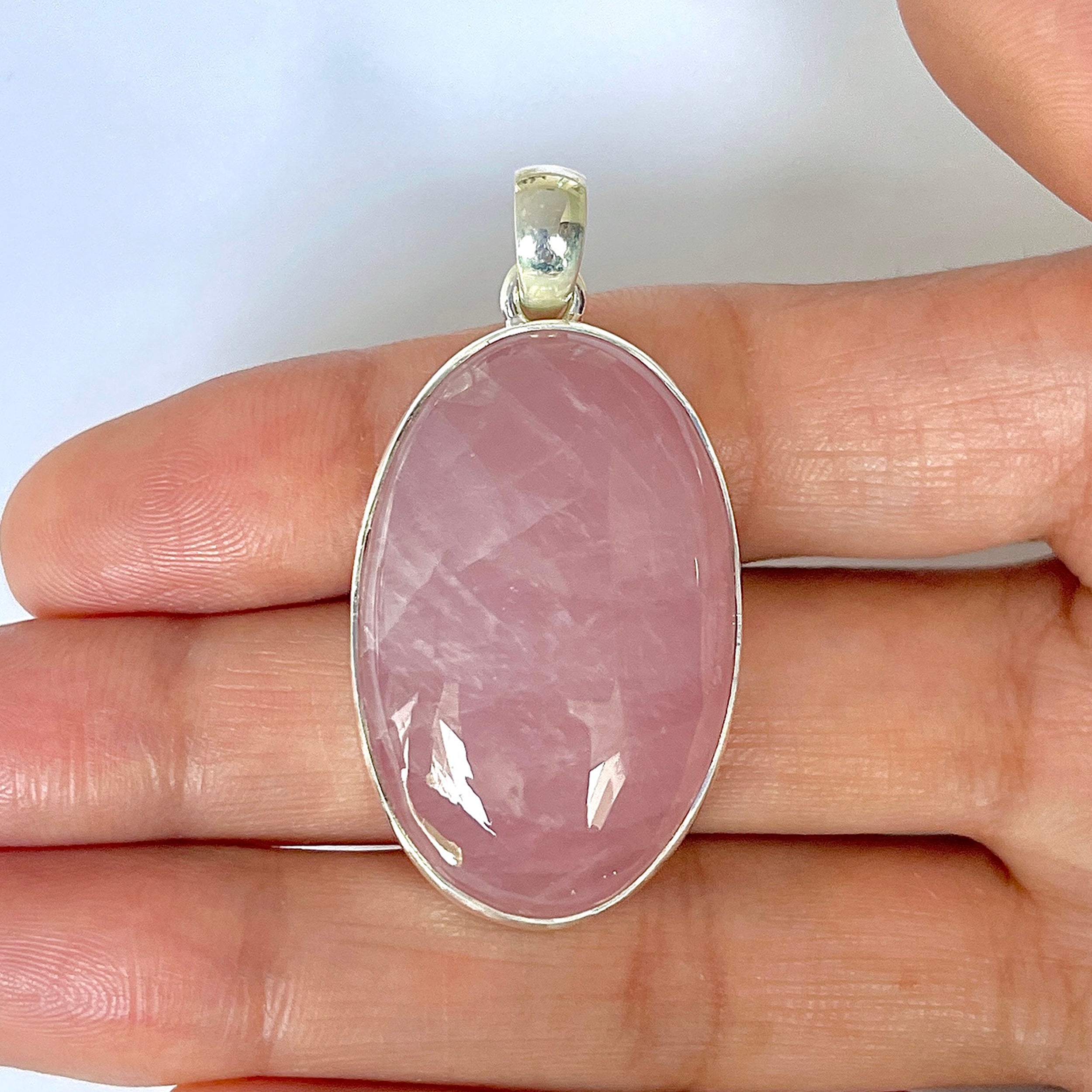 Rose Quartz Pendant-(RSQ-1-137)