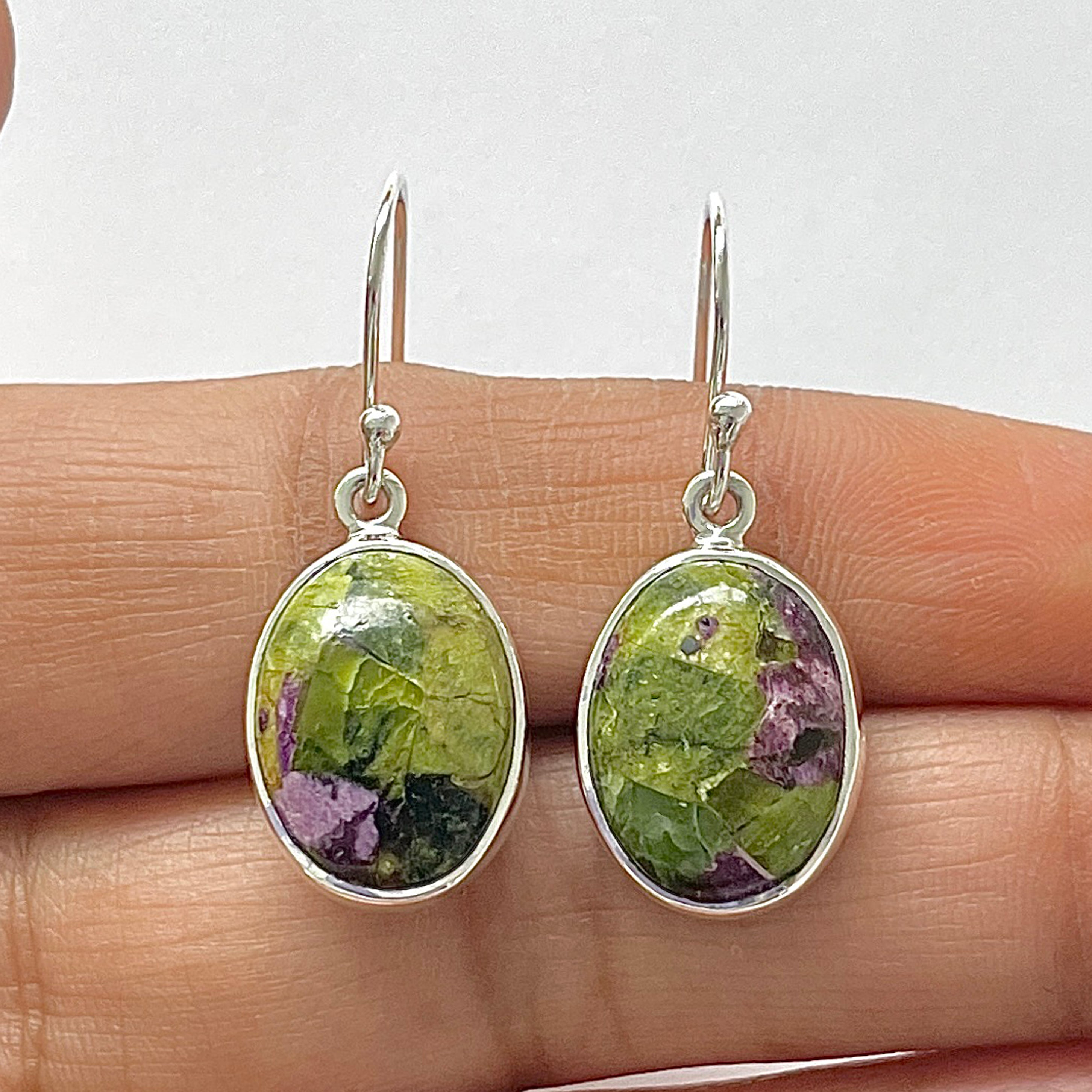 Stichtite Earring-(SCT-3-3)