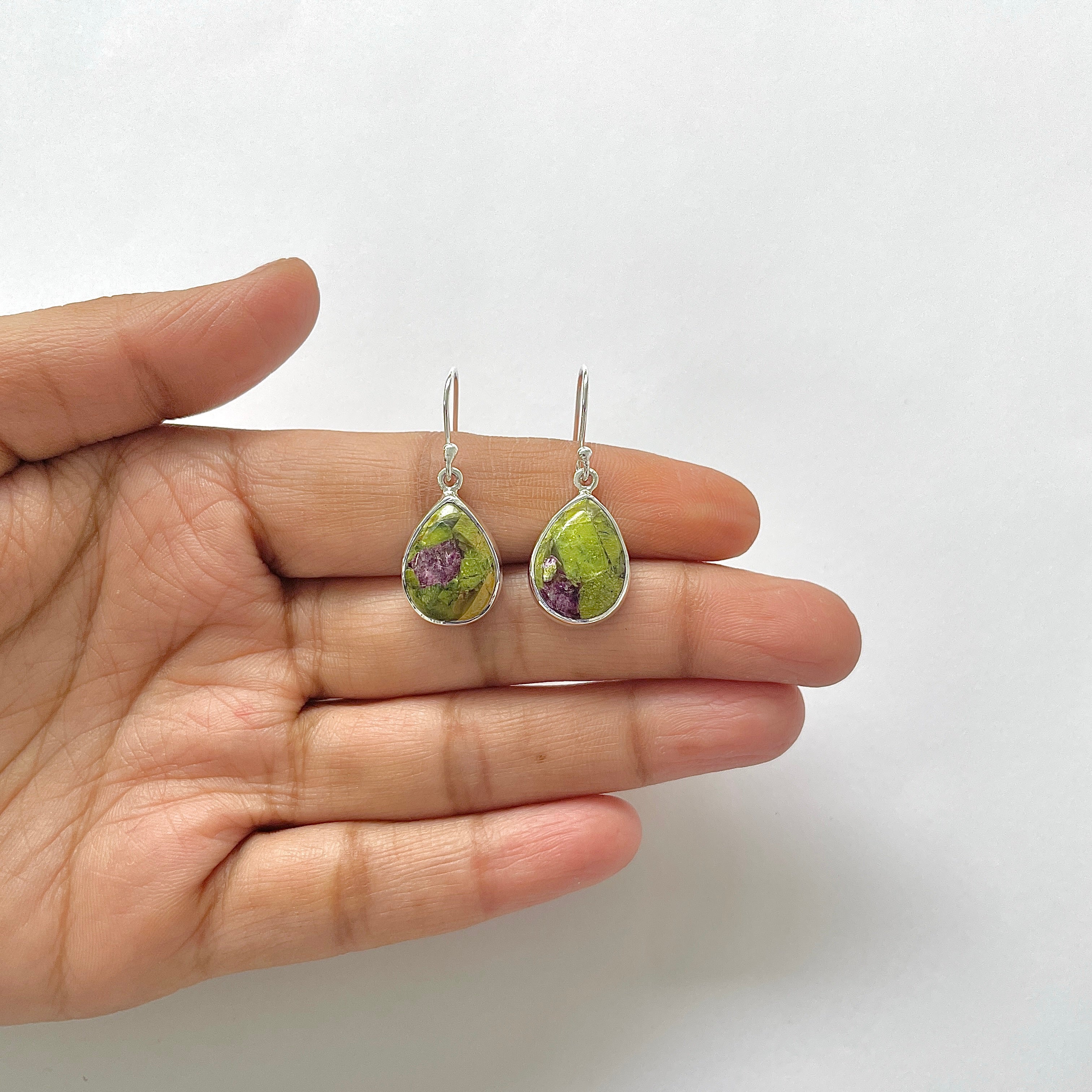 Stichtite Earring-(SCT-3-8)
