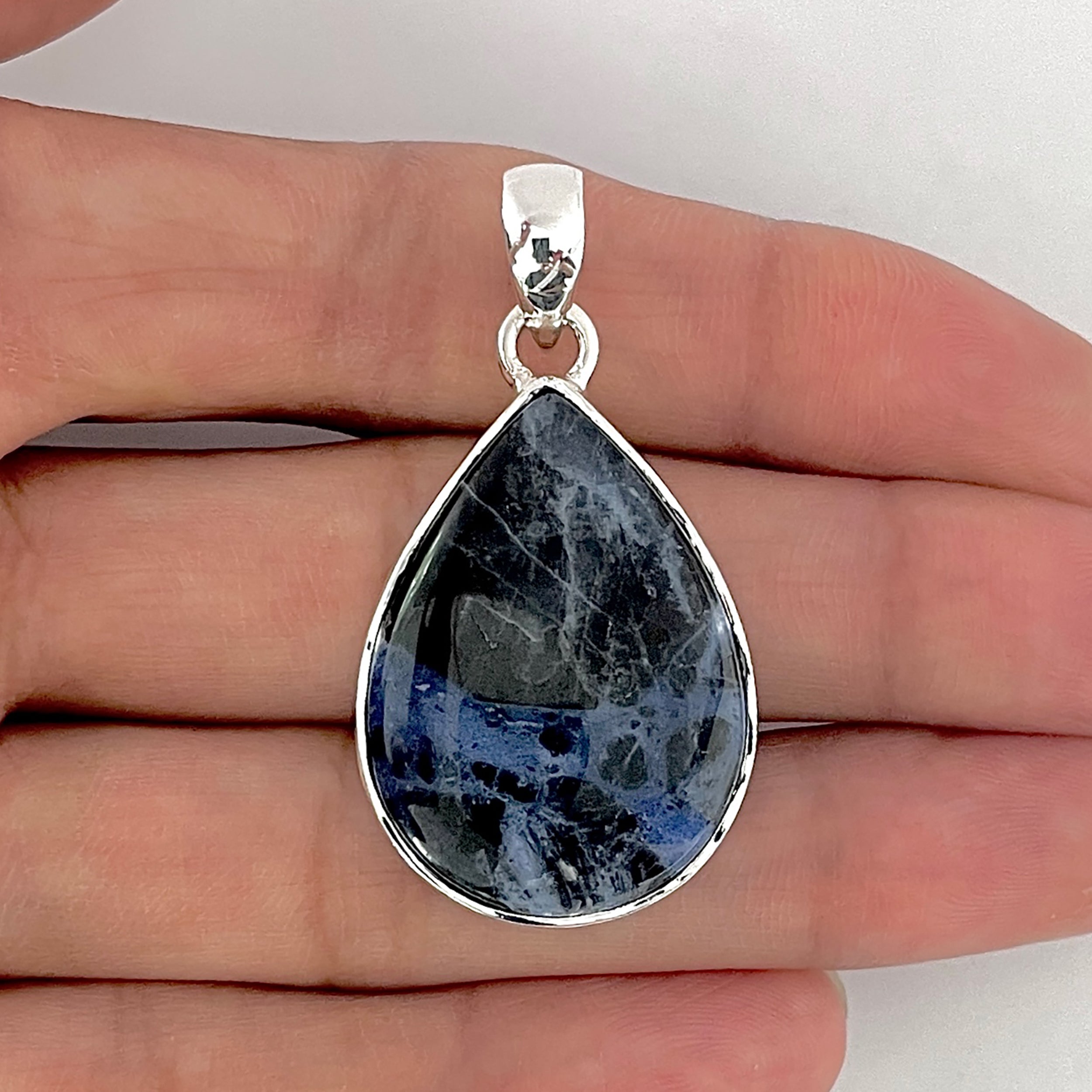 Sodalite Pendant-(SDL-1-24)