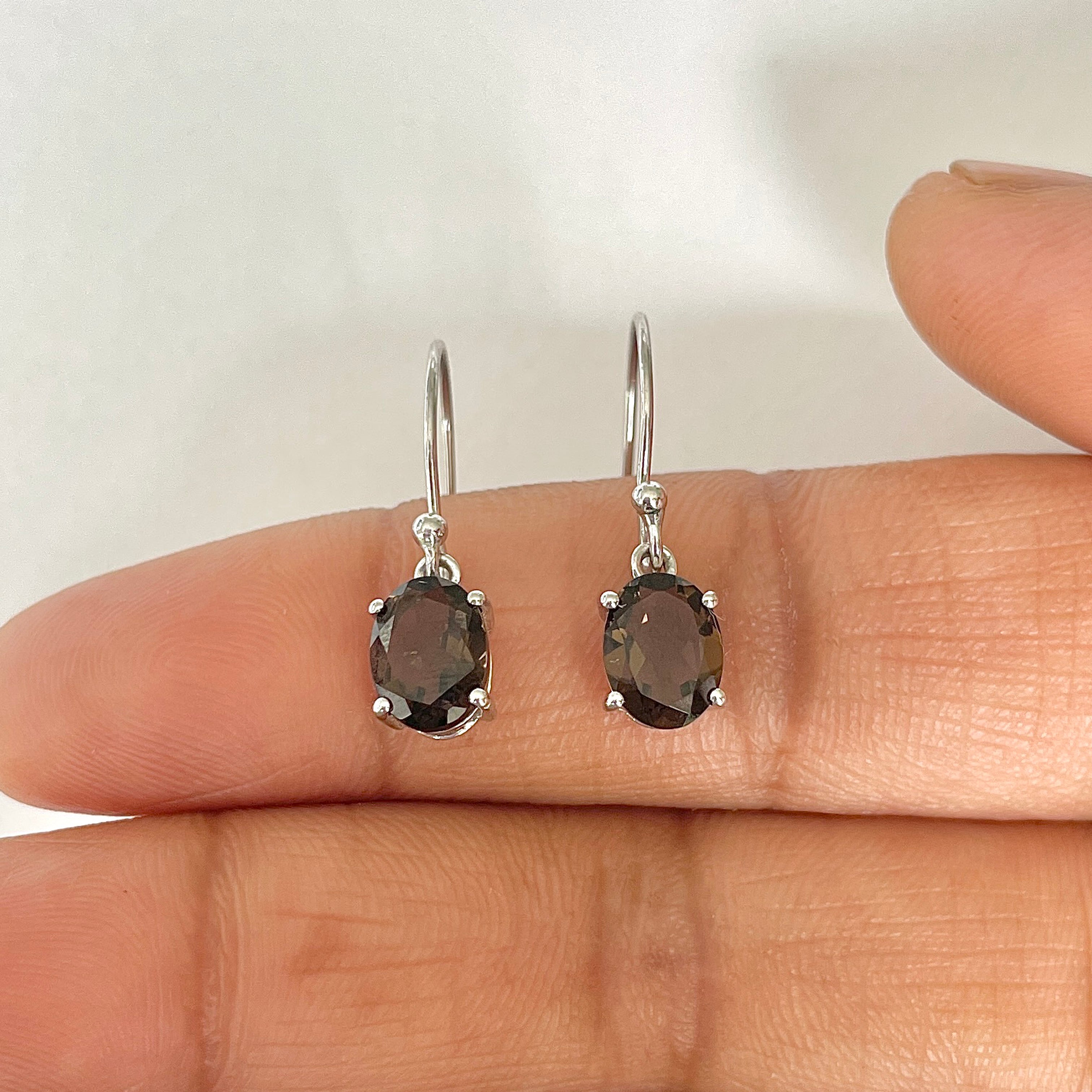 Smoky Earring-(SMY-RDE-673)