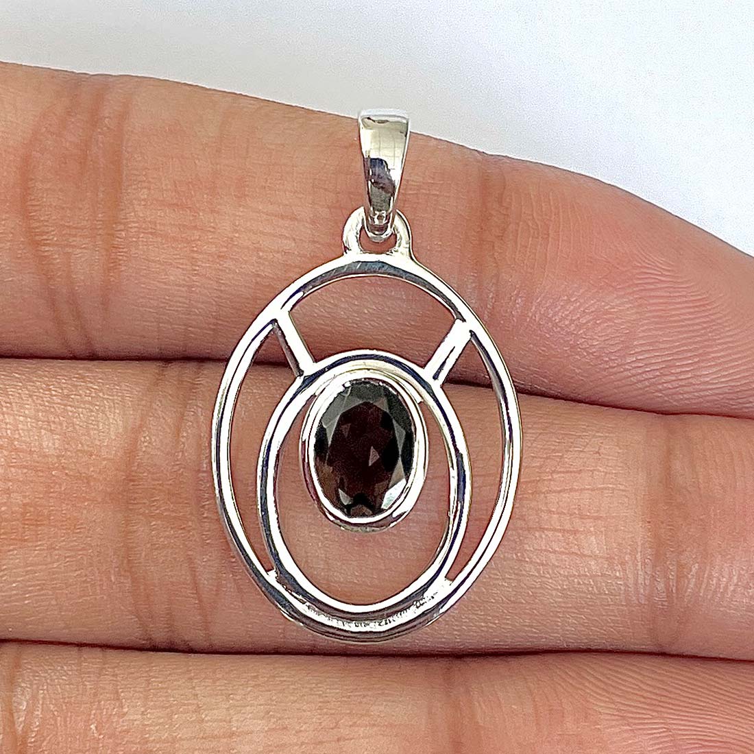 Smoky Pendant-(SMY-RDP-139)