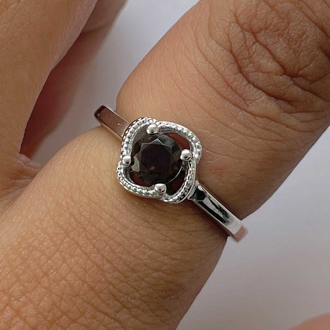 Smoky Ring-(SMY-RDR-27.)