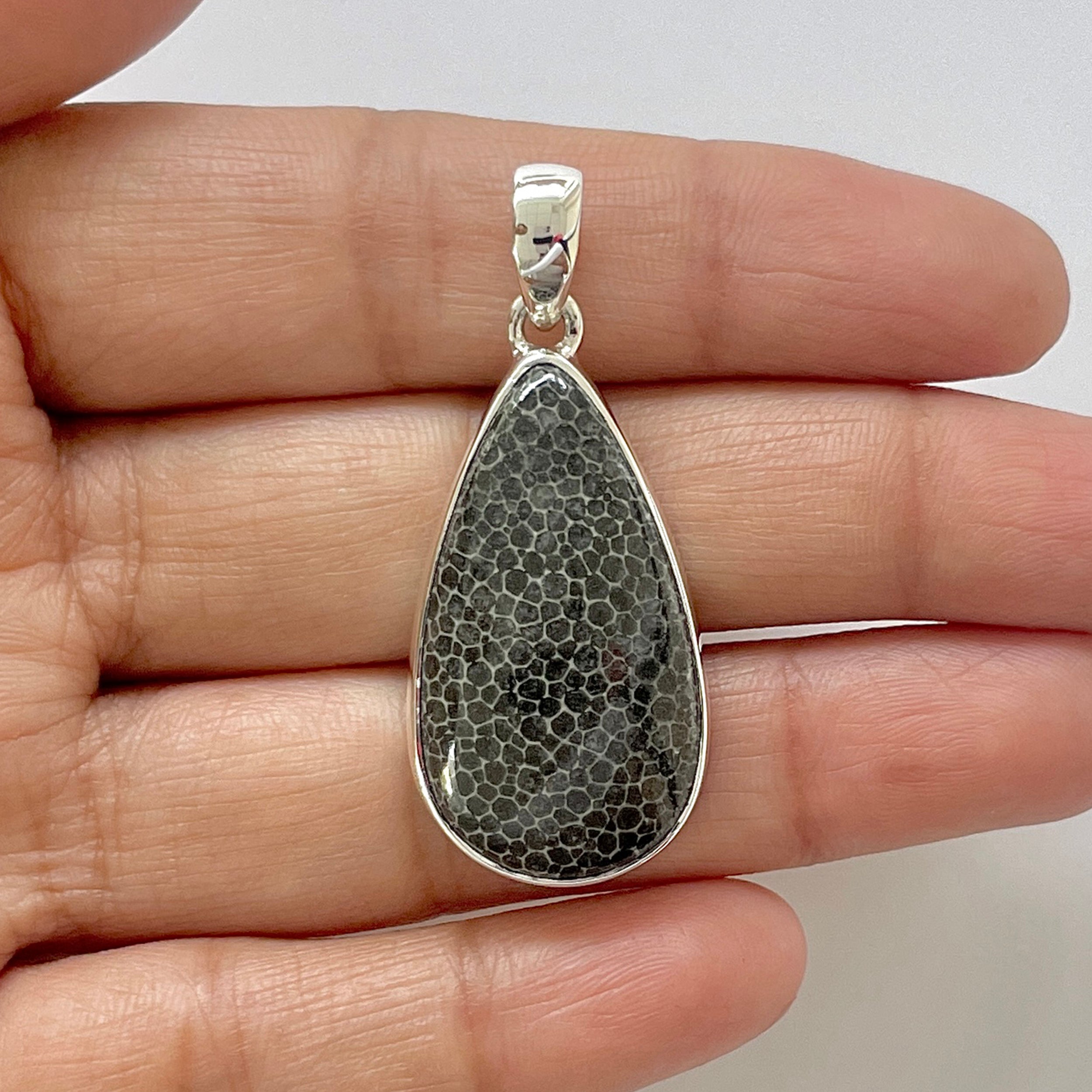 Stingray Coral Pendant-(SRC-1-1)