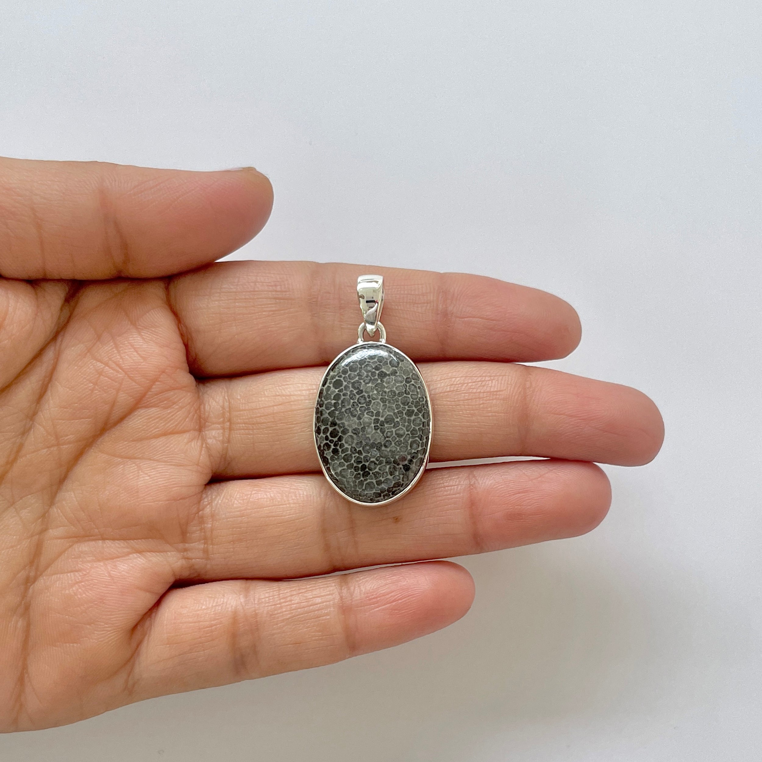 Stingray Coral Pendant-(SRC-1-15)