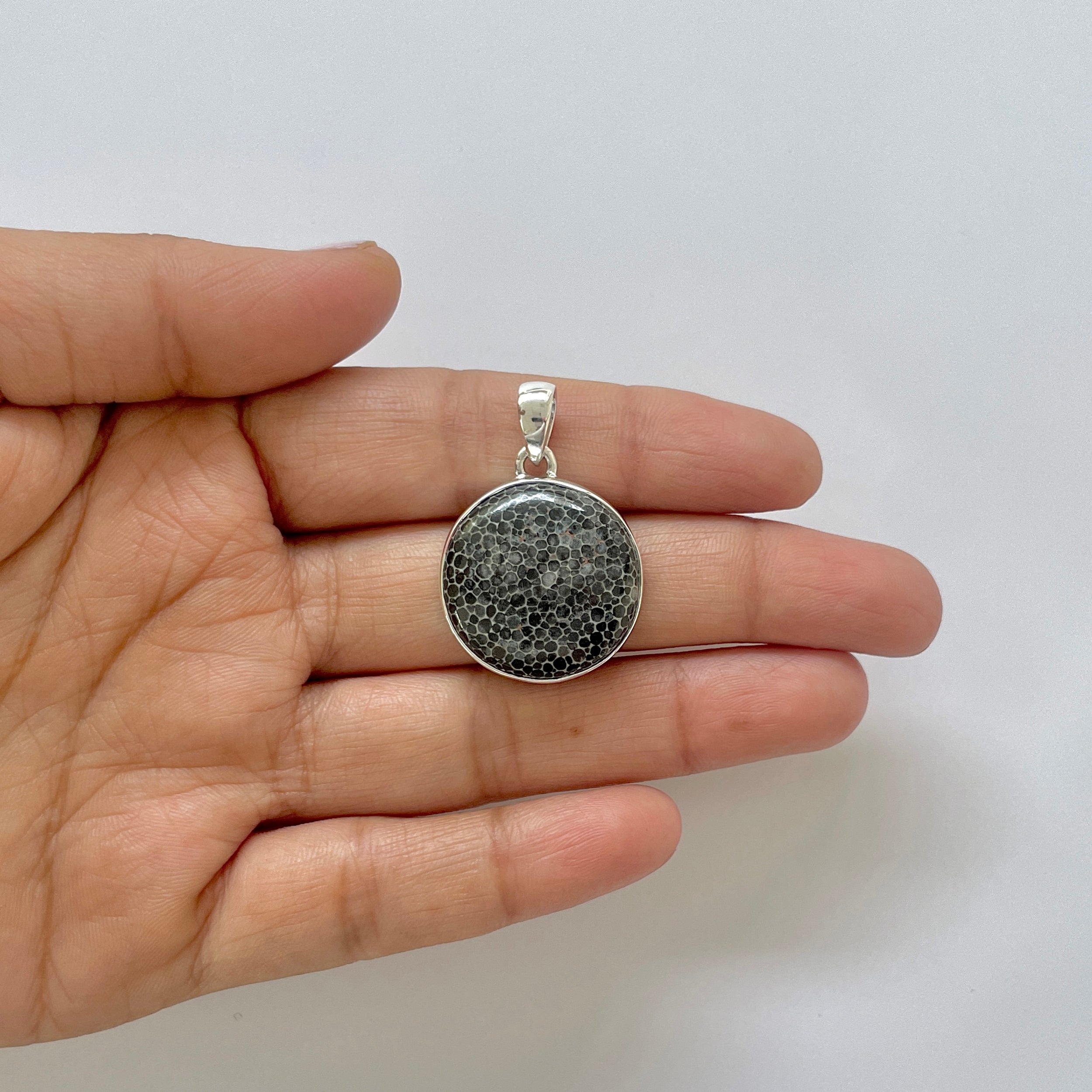 Stingray Coral Pendant-(SRC-1-21)