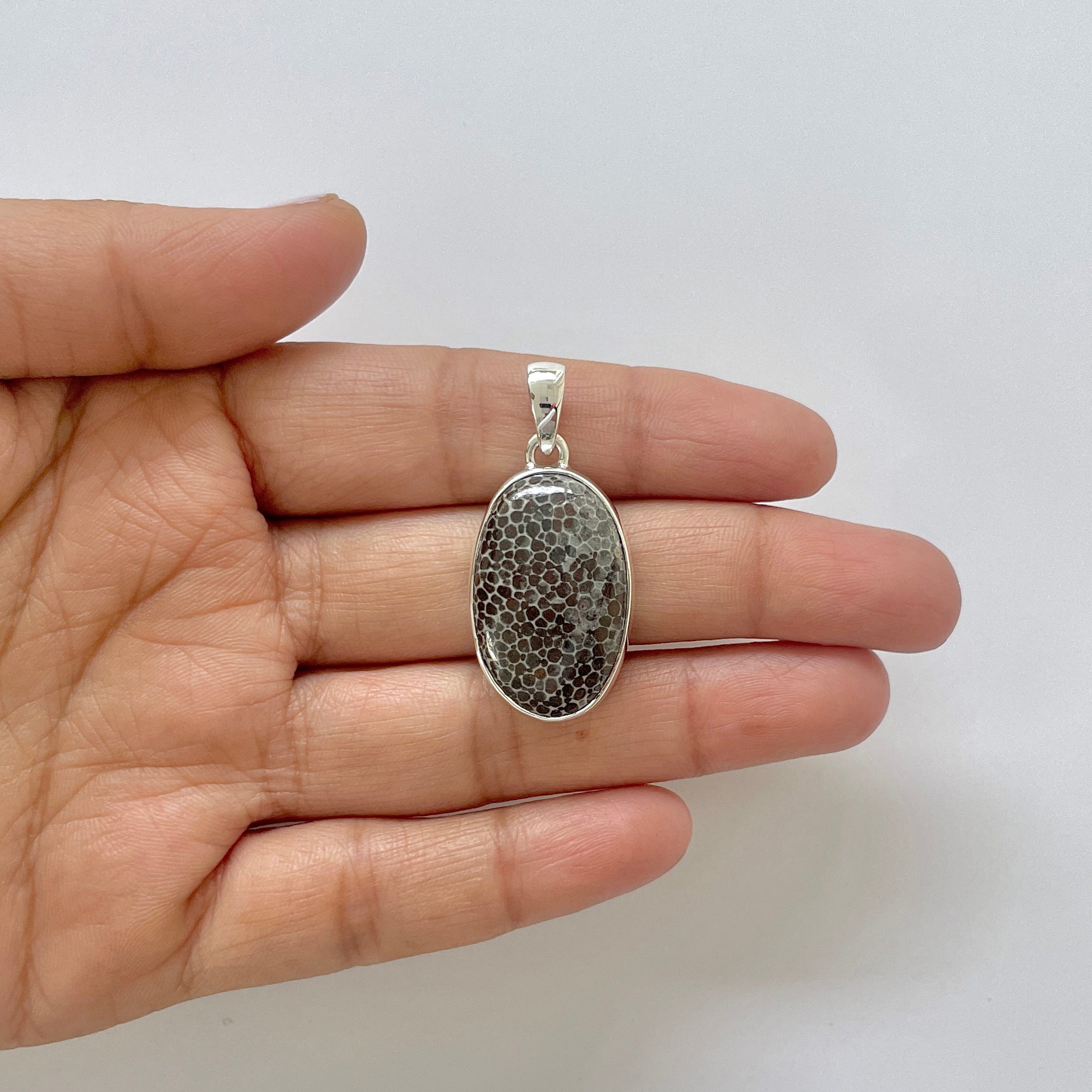 Stingray Coral Pendant-(SRC-1-23)
