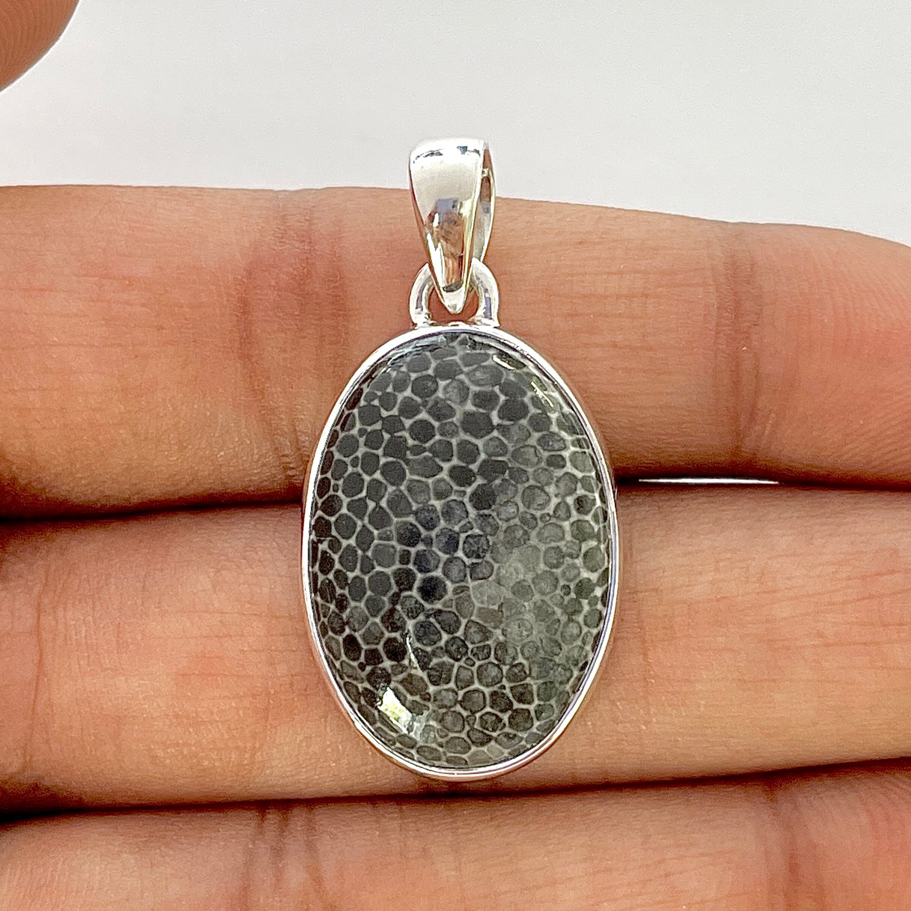 Stingray Coral Pendant-(SRC-1-27)