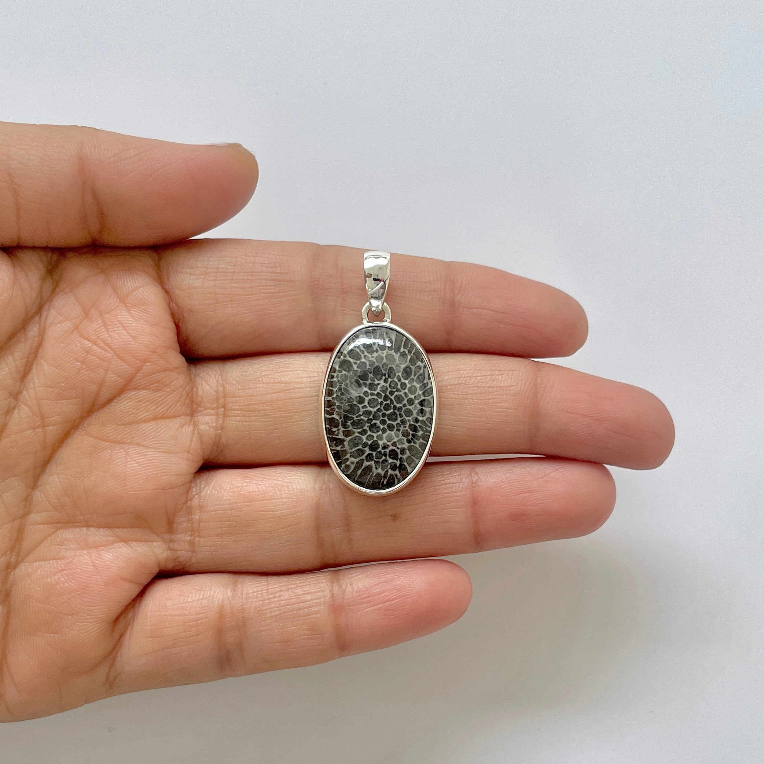 Stingray Coral Pendant-(SRC-1-28)