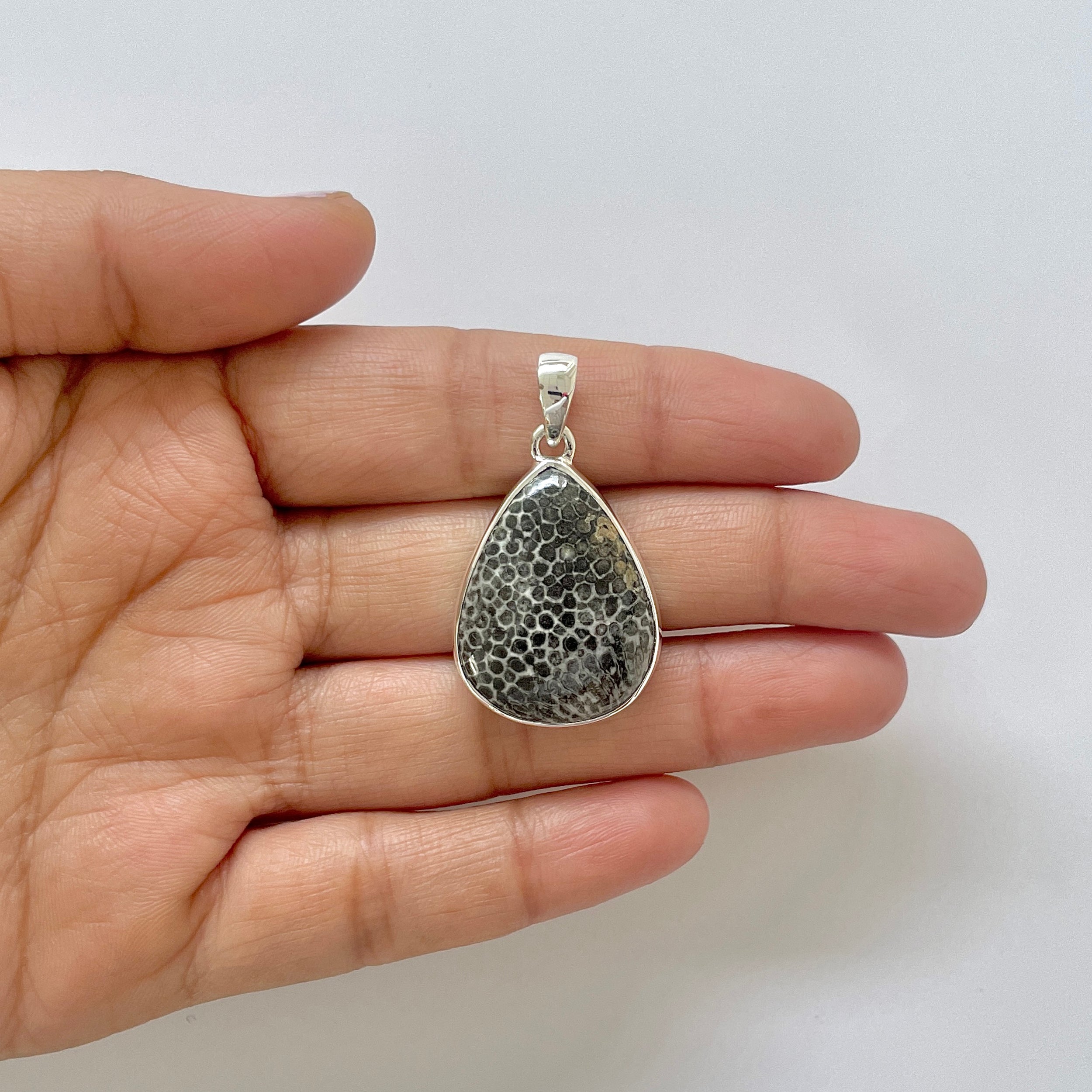 Stingray Coral Pendant-(SRC-1-4)
