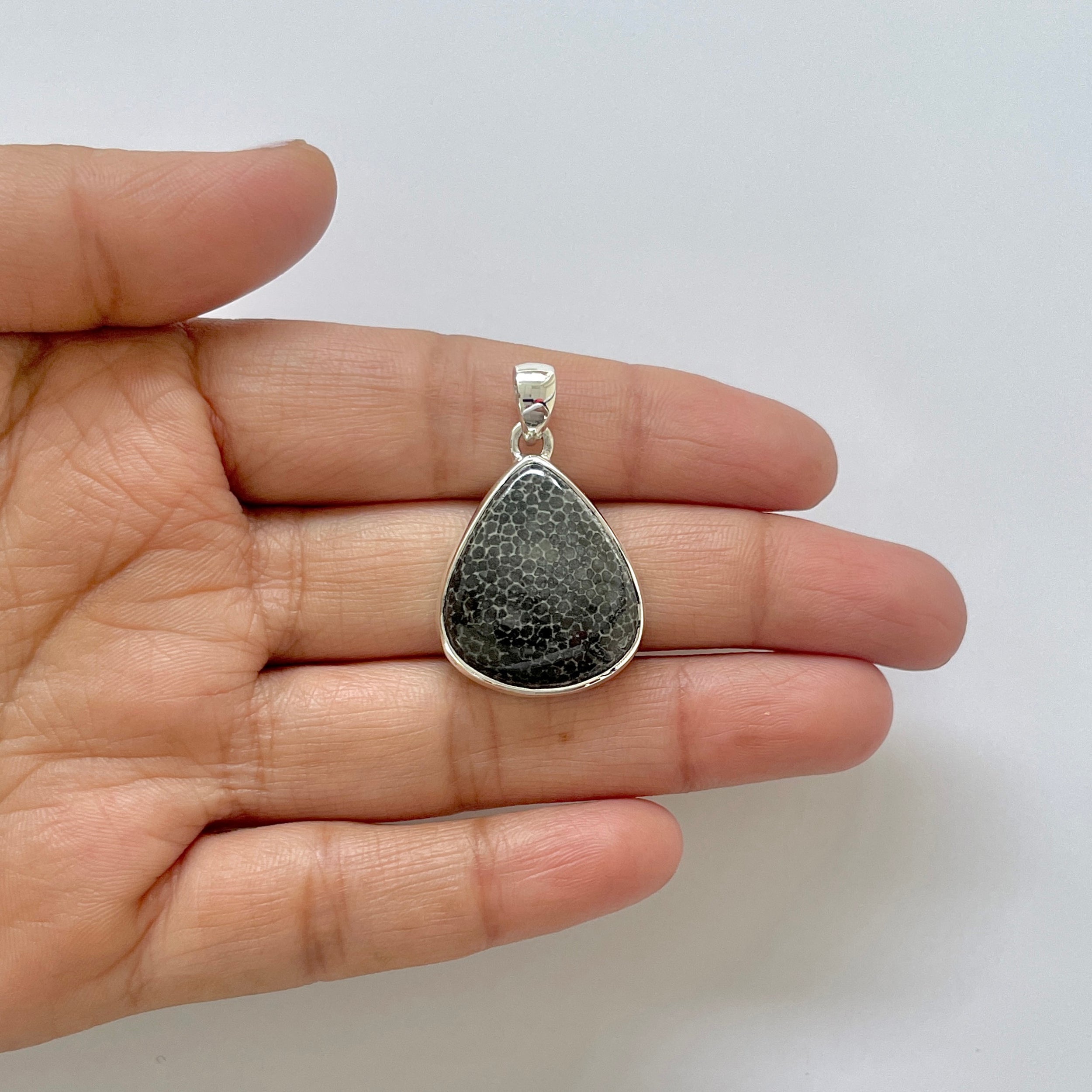 Stingray Coral Pendant-(SRC-1-6)