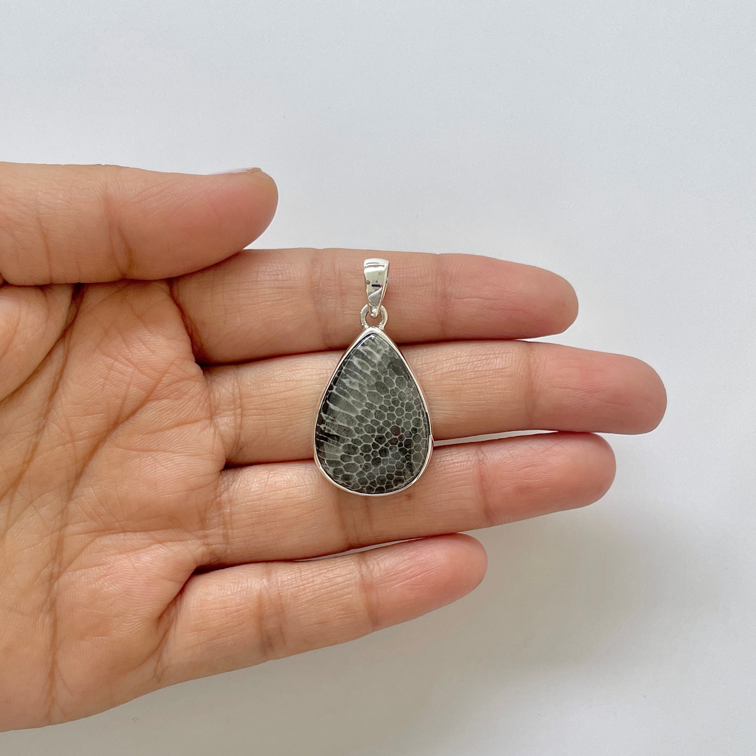 Stingray Coral Pendant-(SRC-1-7)