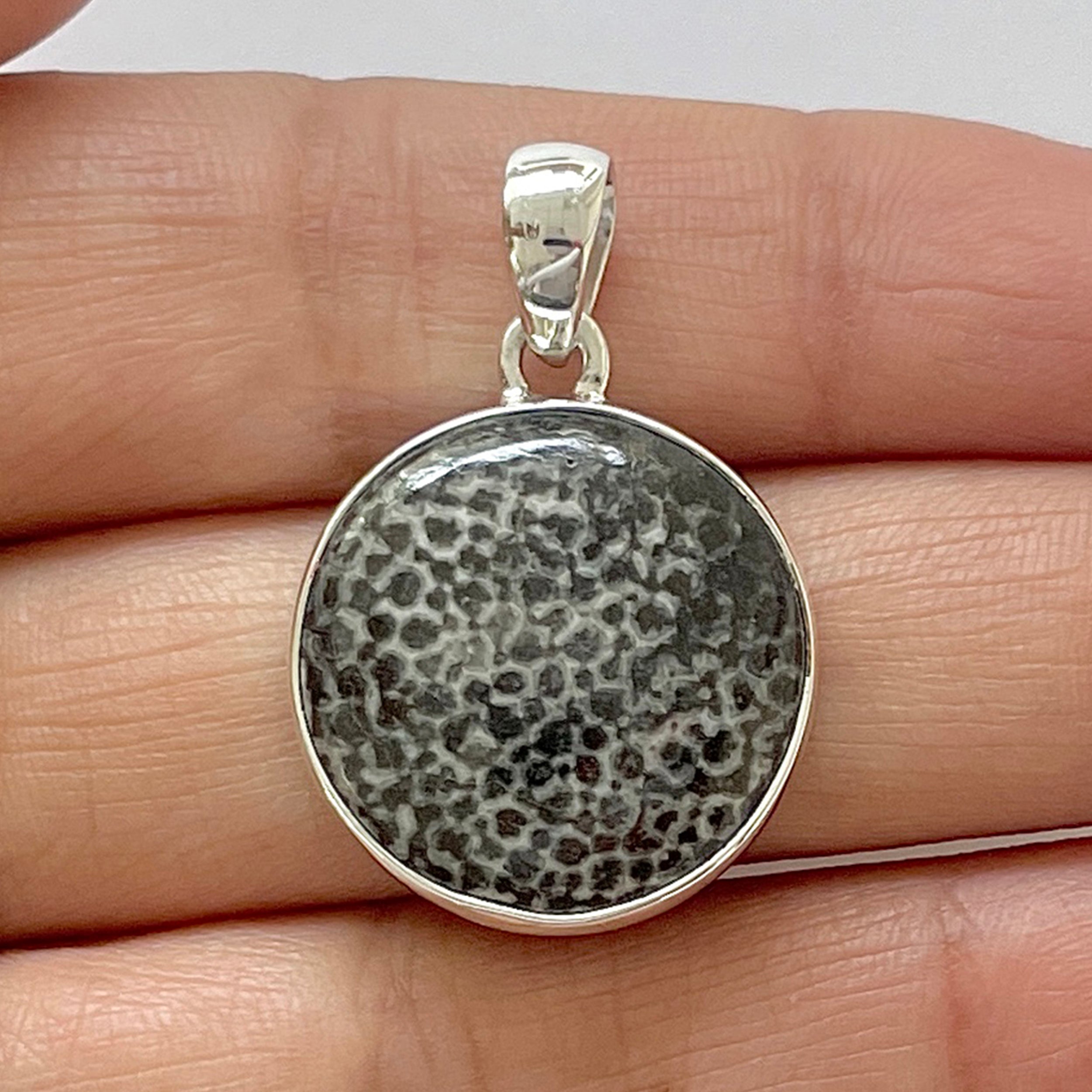 Stingray Coral Pendant-(SRC-1-8)