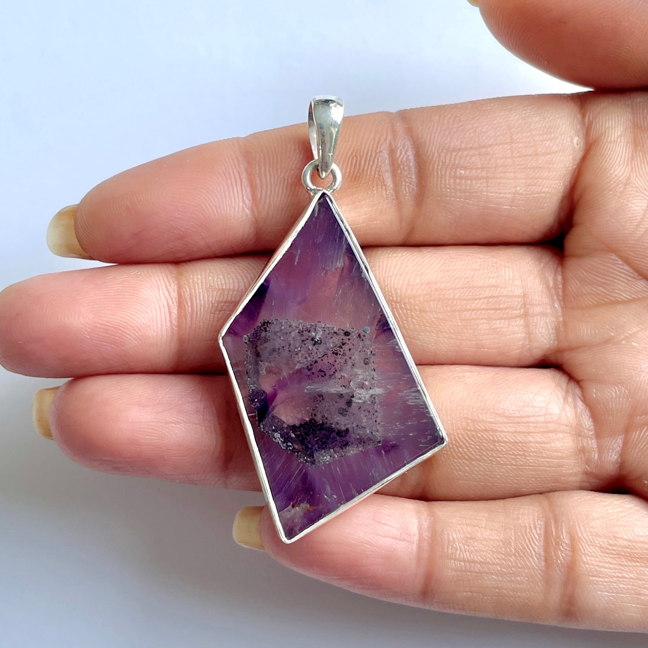Star Amethyst Slice Pendant-(STA-1-67)