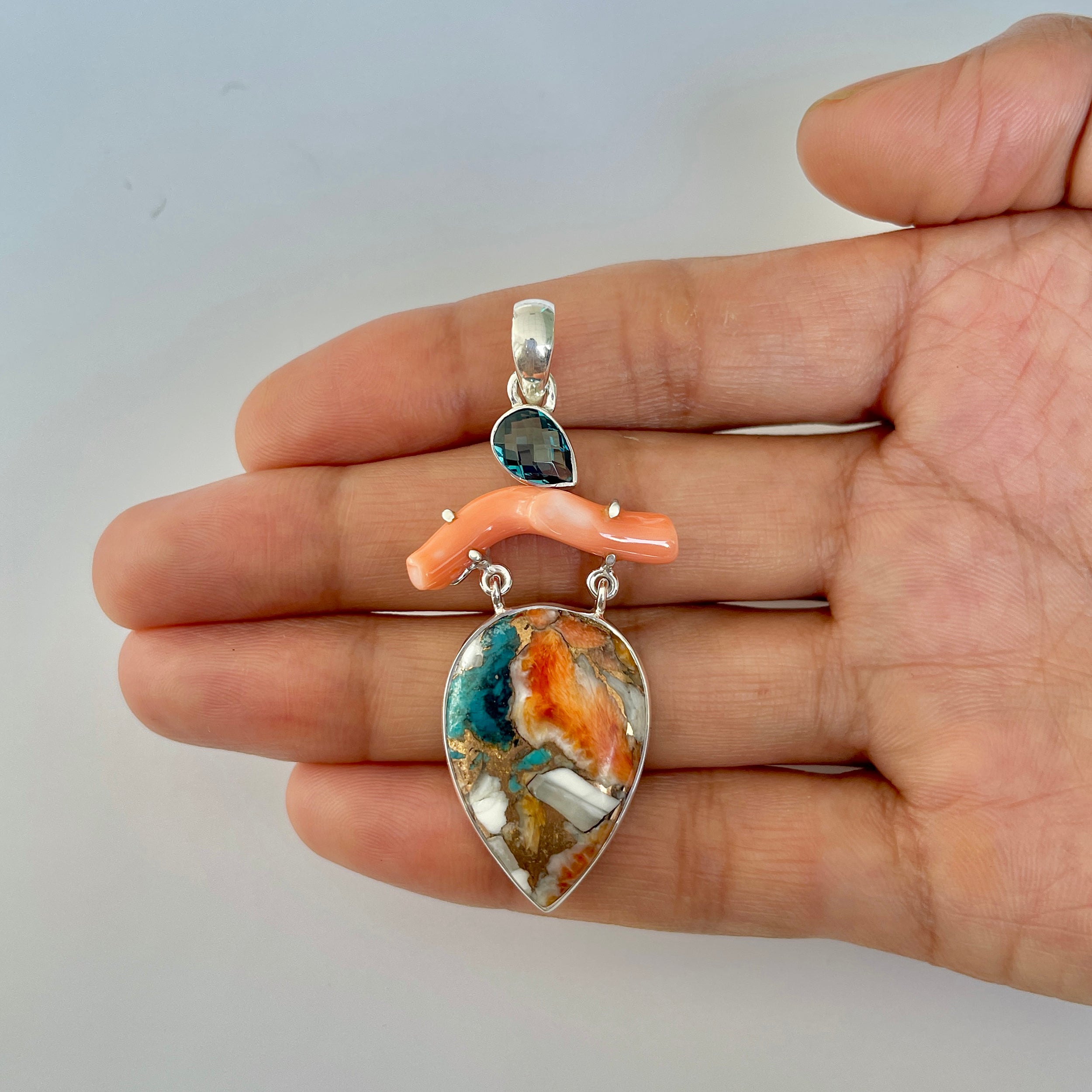 Spiny Oyster Turquoise Pendant-(TRO-1-26)