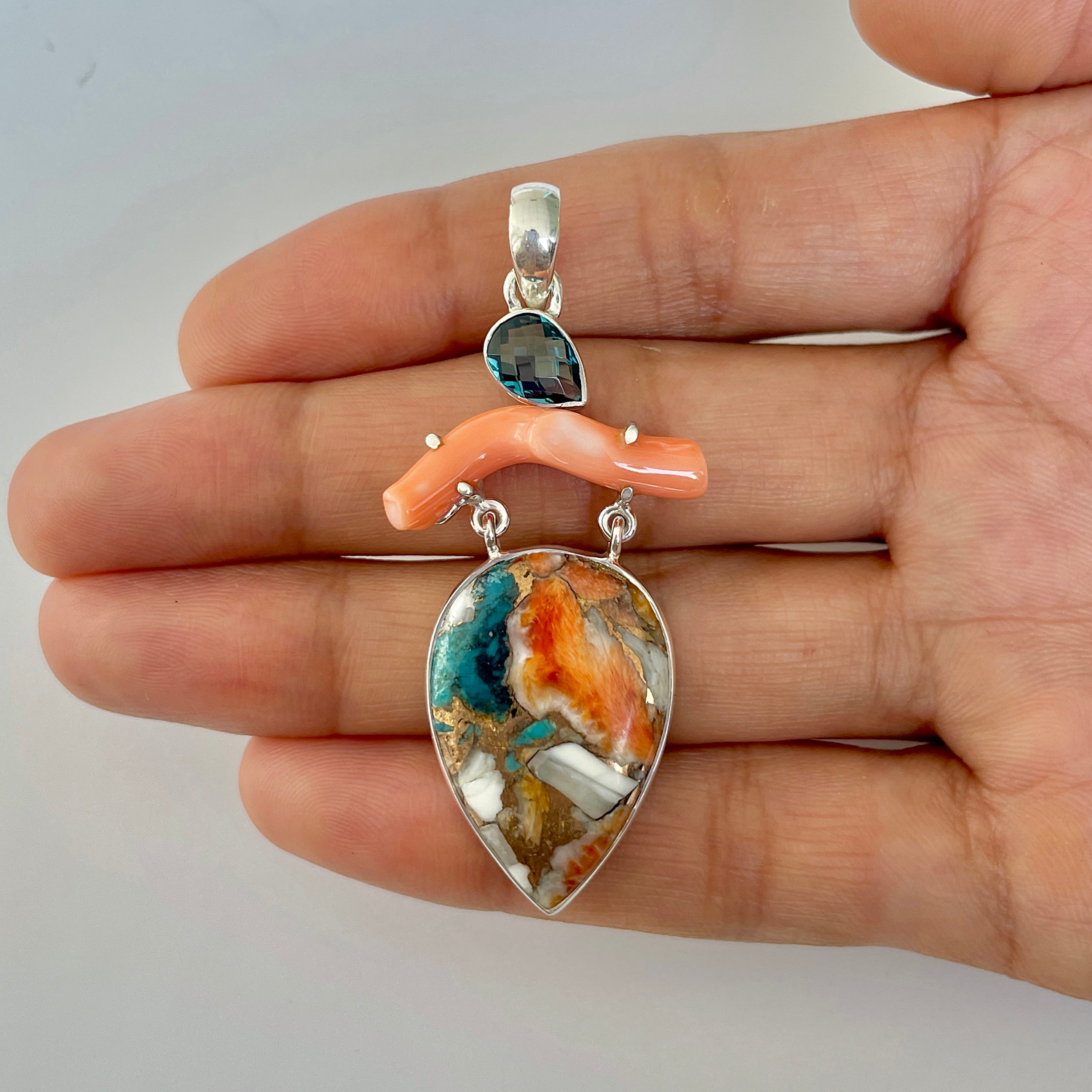 Spiny Oyster Turquoise Pendant-(TRO-1-26)