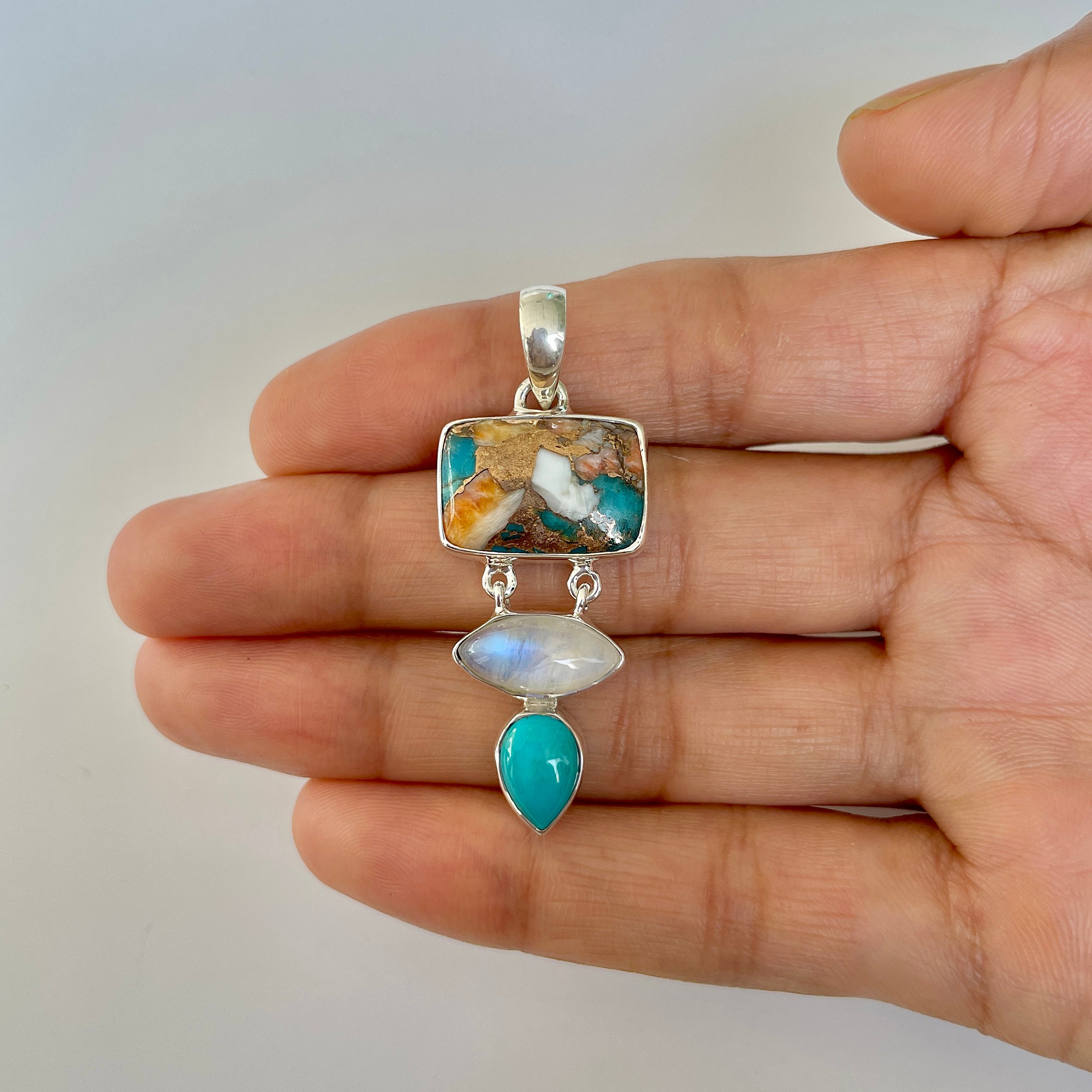 Spiny Oyster Turquoise Pendant-(TRO-1-35)