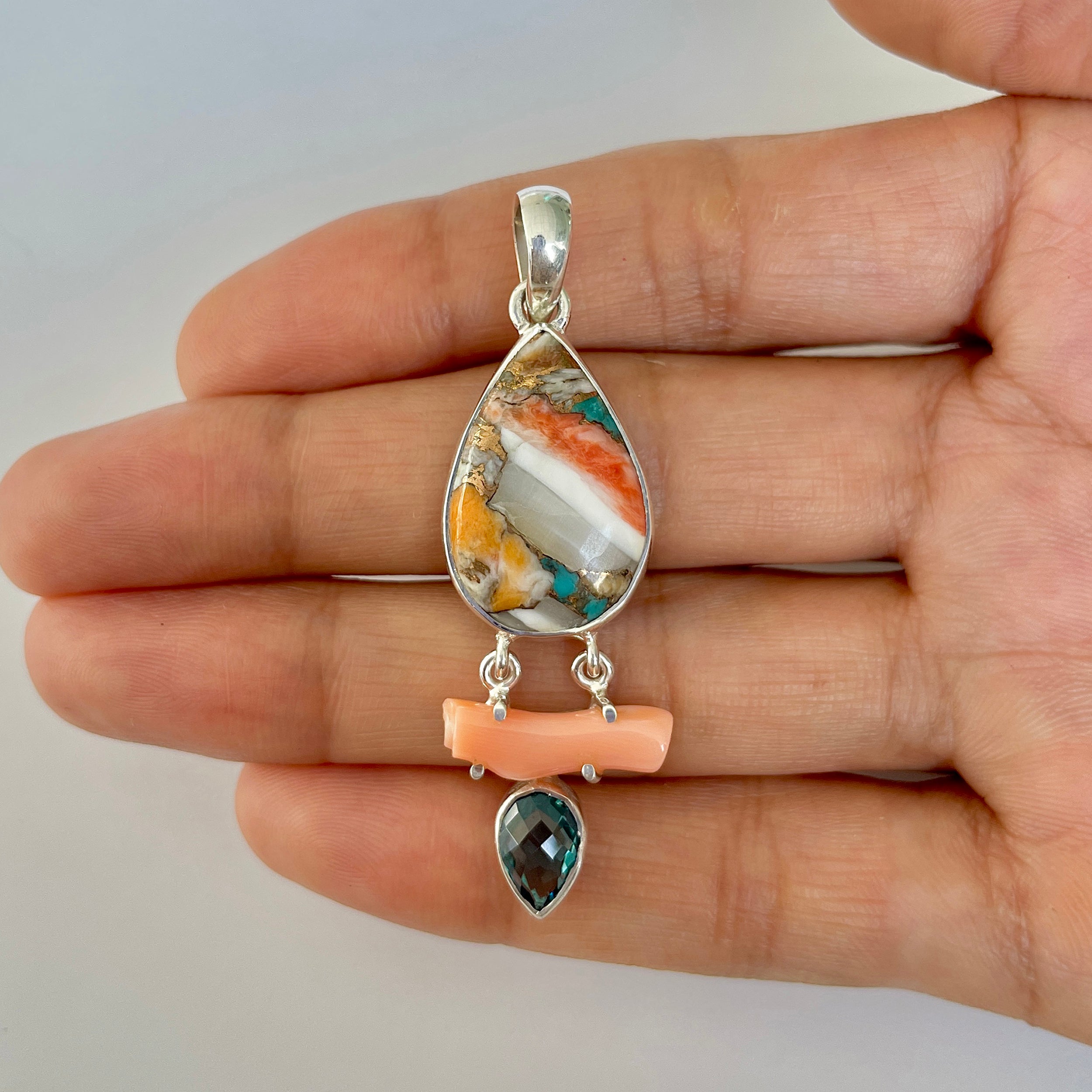 Spiny Oyster Turquoise Pendant-(TRO-1-52)