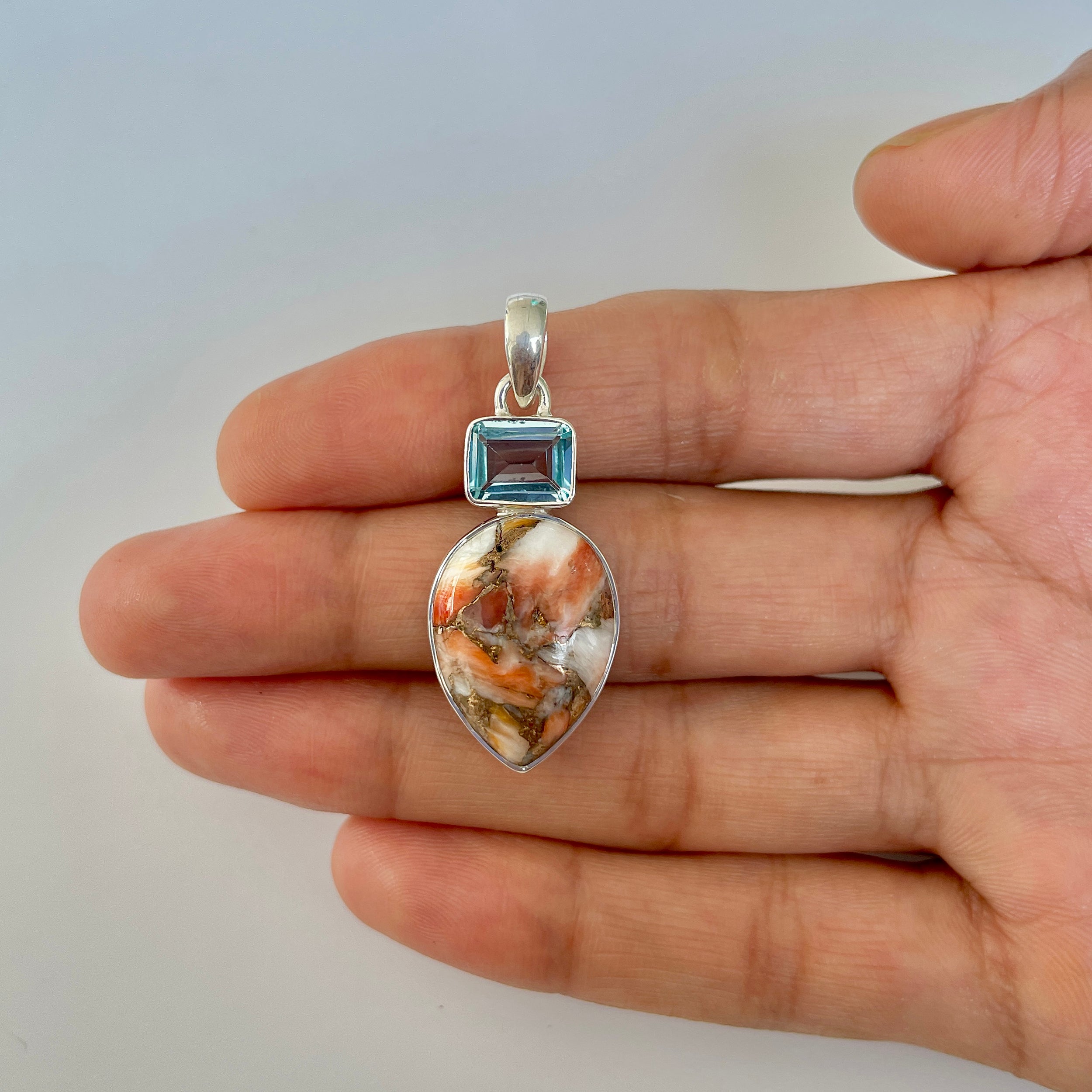 Spiny Oyster Turquoise Pendant-(TRO-1-54)