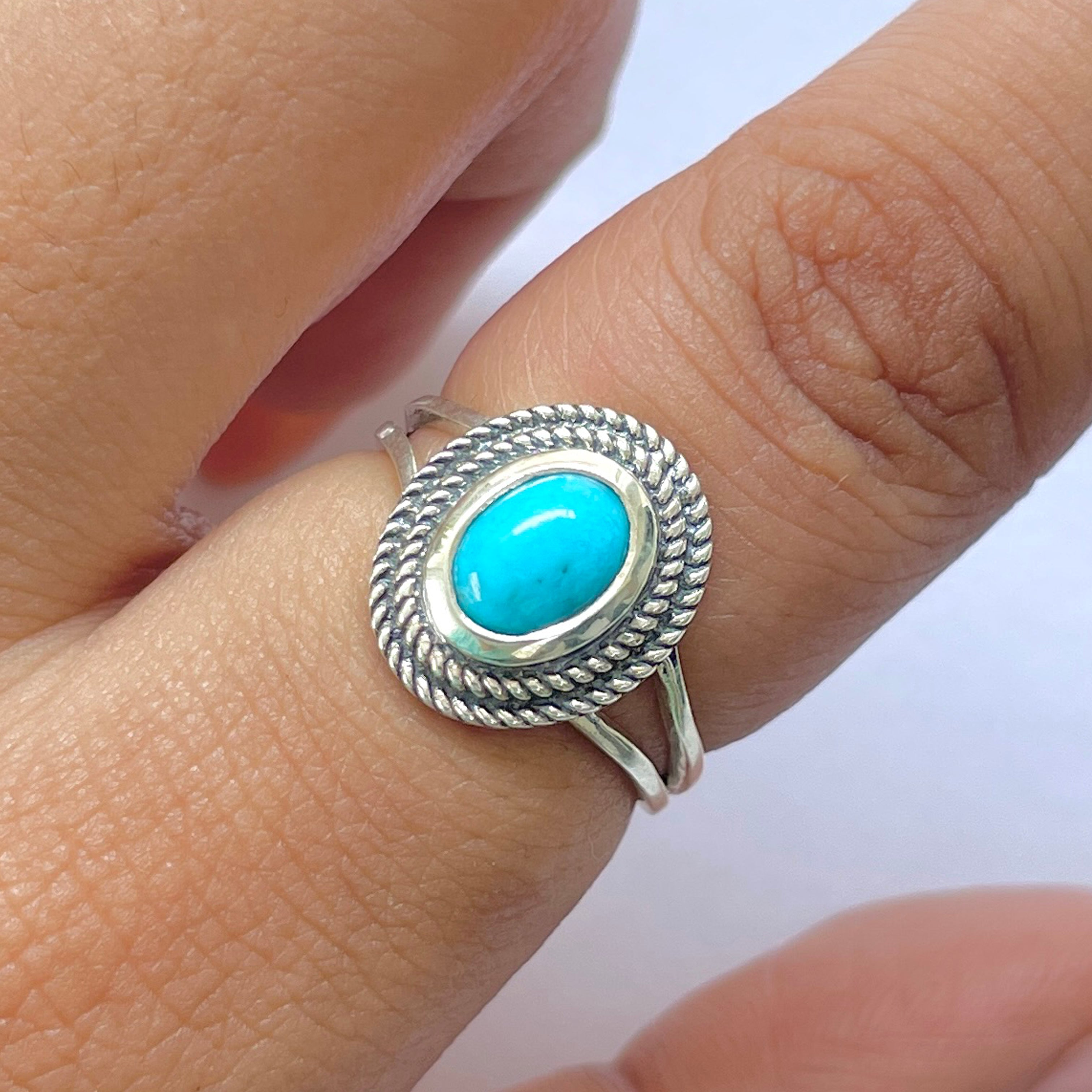 Turquoise Ring-(TRQ-RDR-1308.)