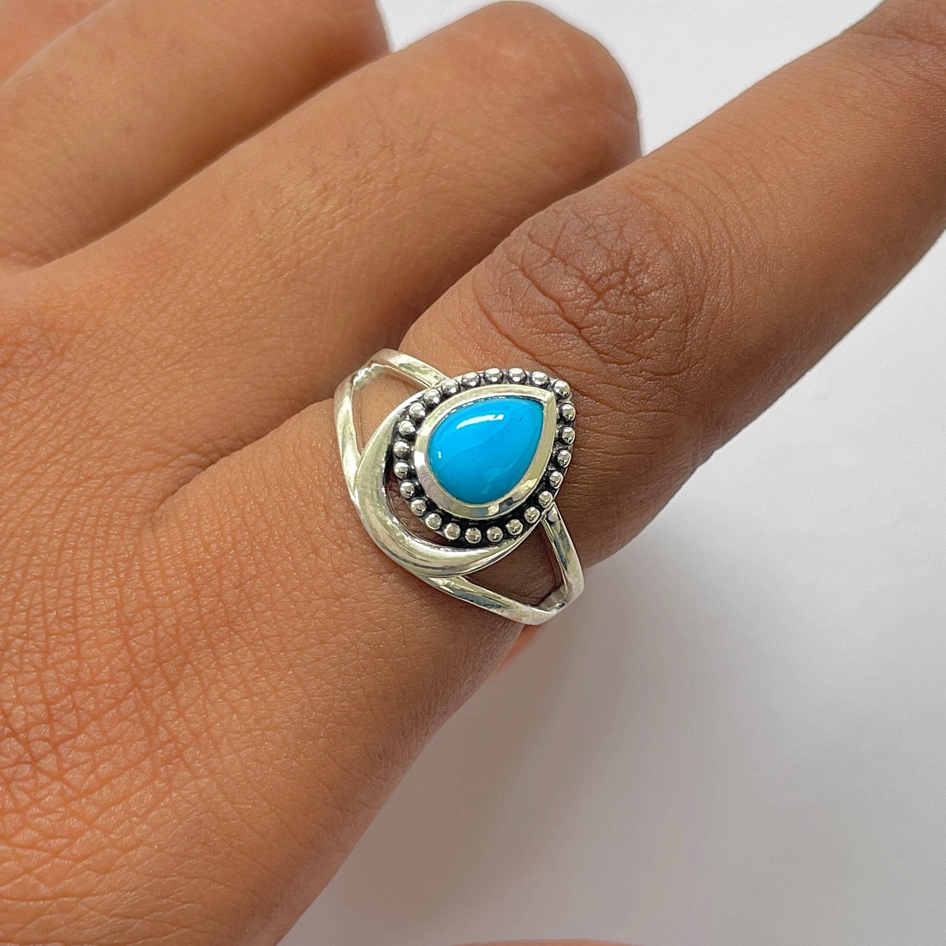 Turquoise Ring-(TRQ-RDR-746.)
