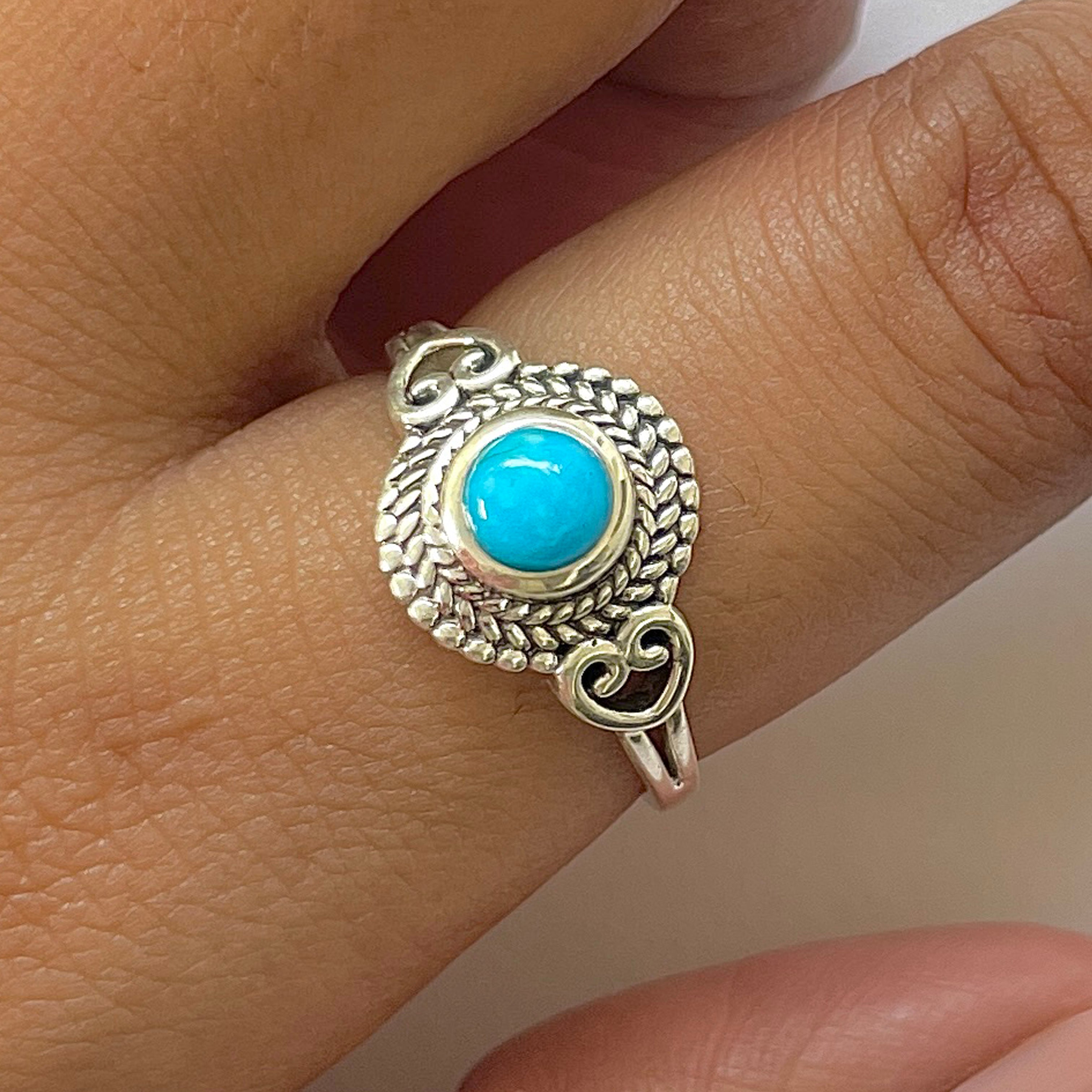 Turquoise Ring-(TRQ-RDR-825.)