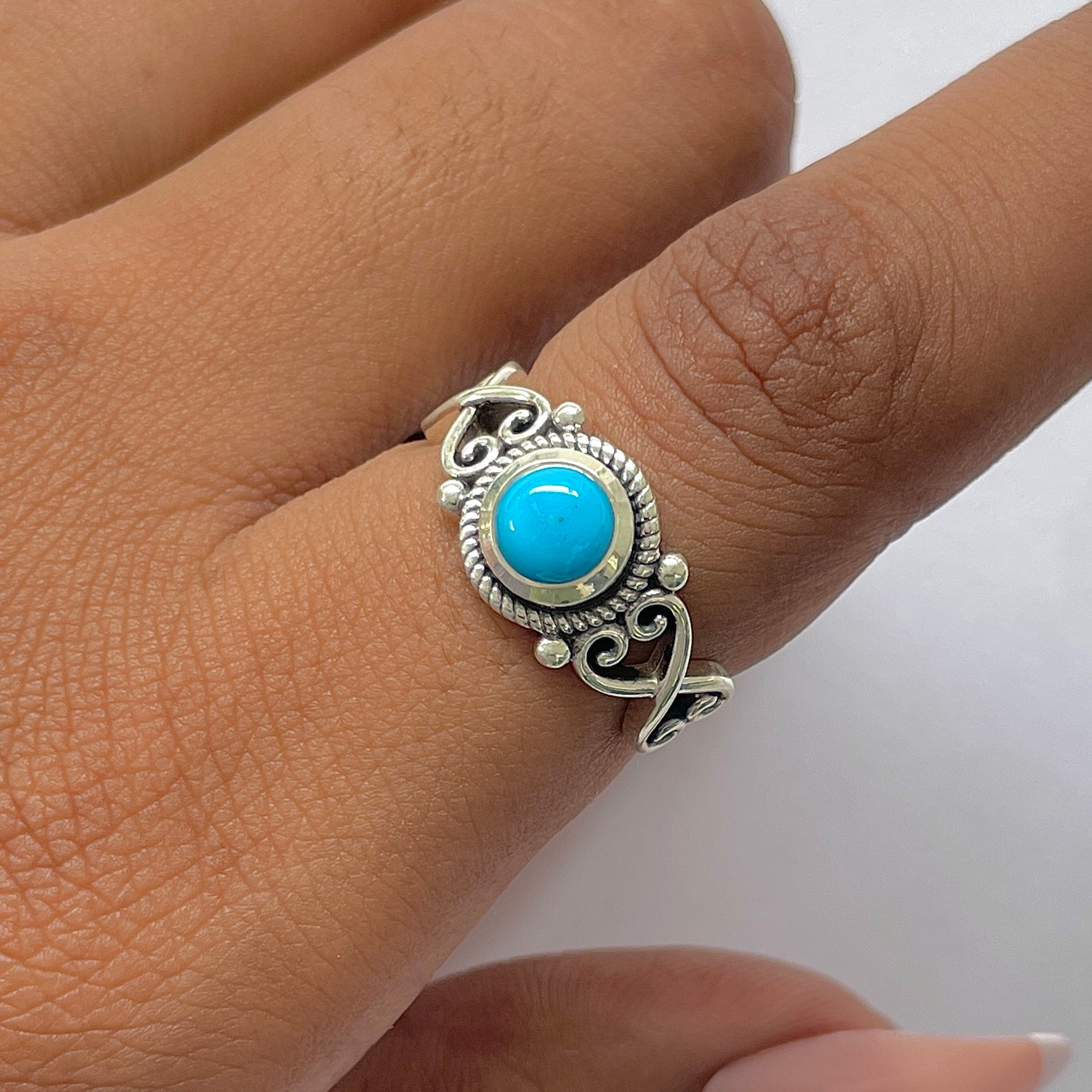 Turquoise Ring-(TRQ-RDR-828.)
