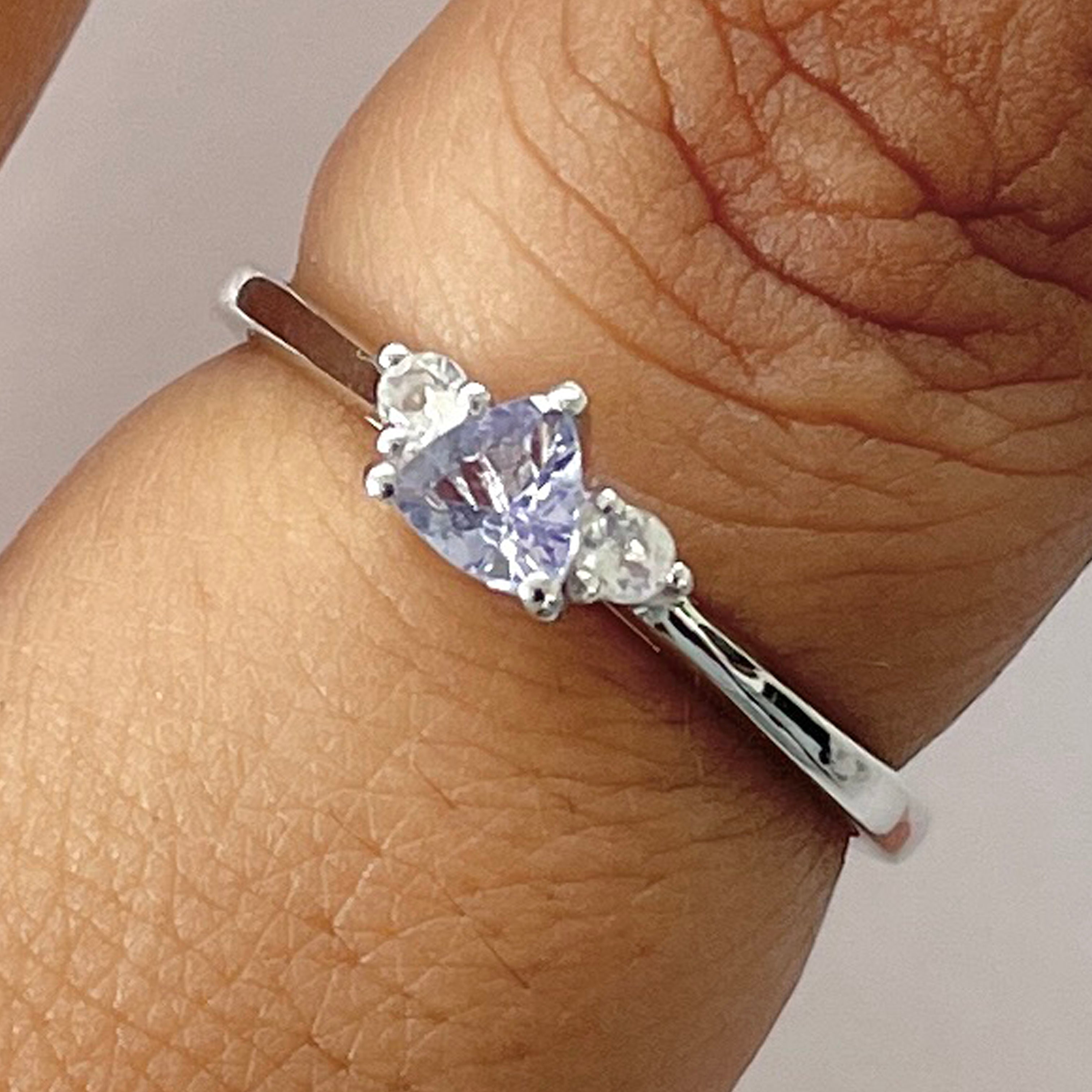 Tanzanite Ring-(TZN-RDR-2543.)