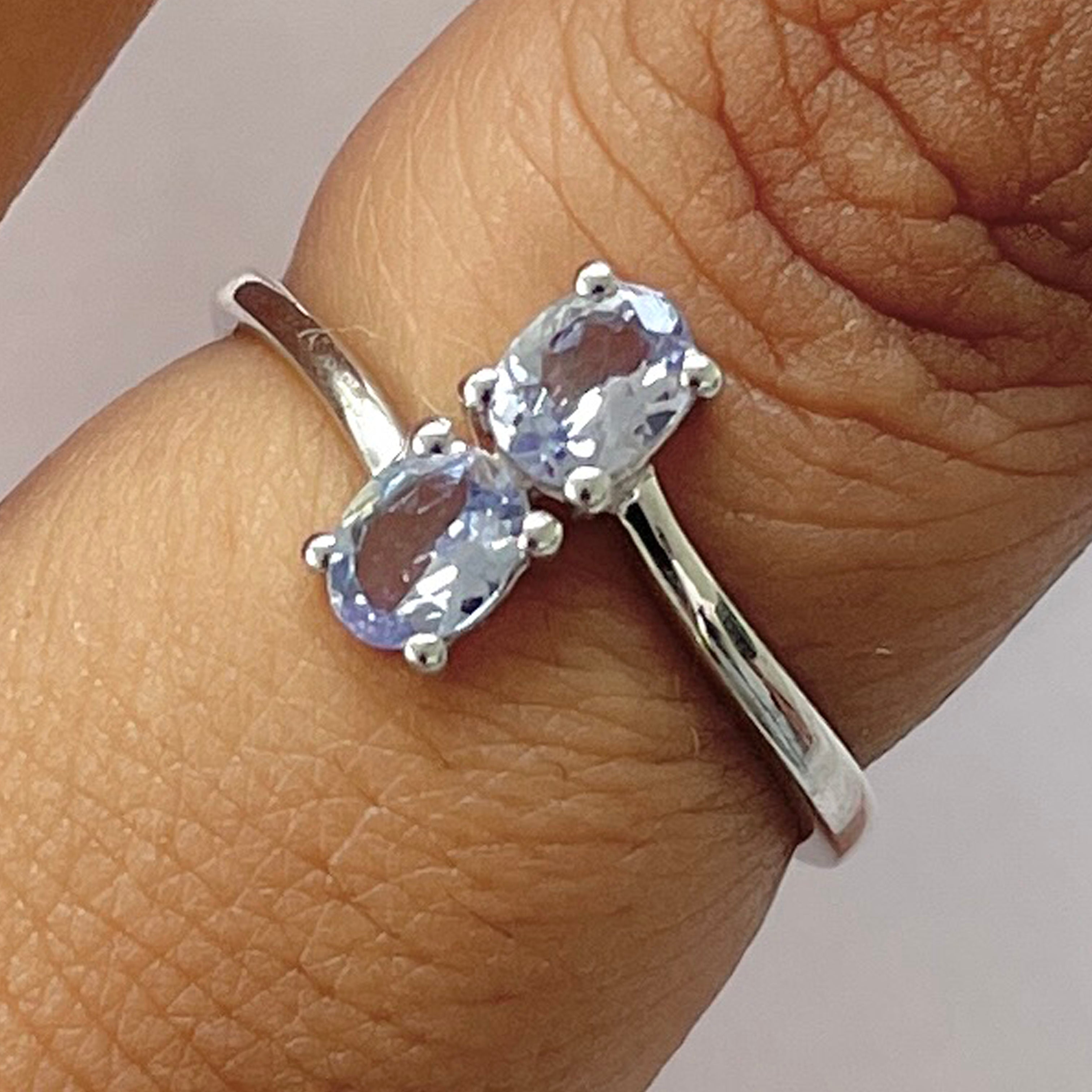 Tanzanite Ring-(TZN-RDR-2595.)