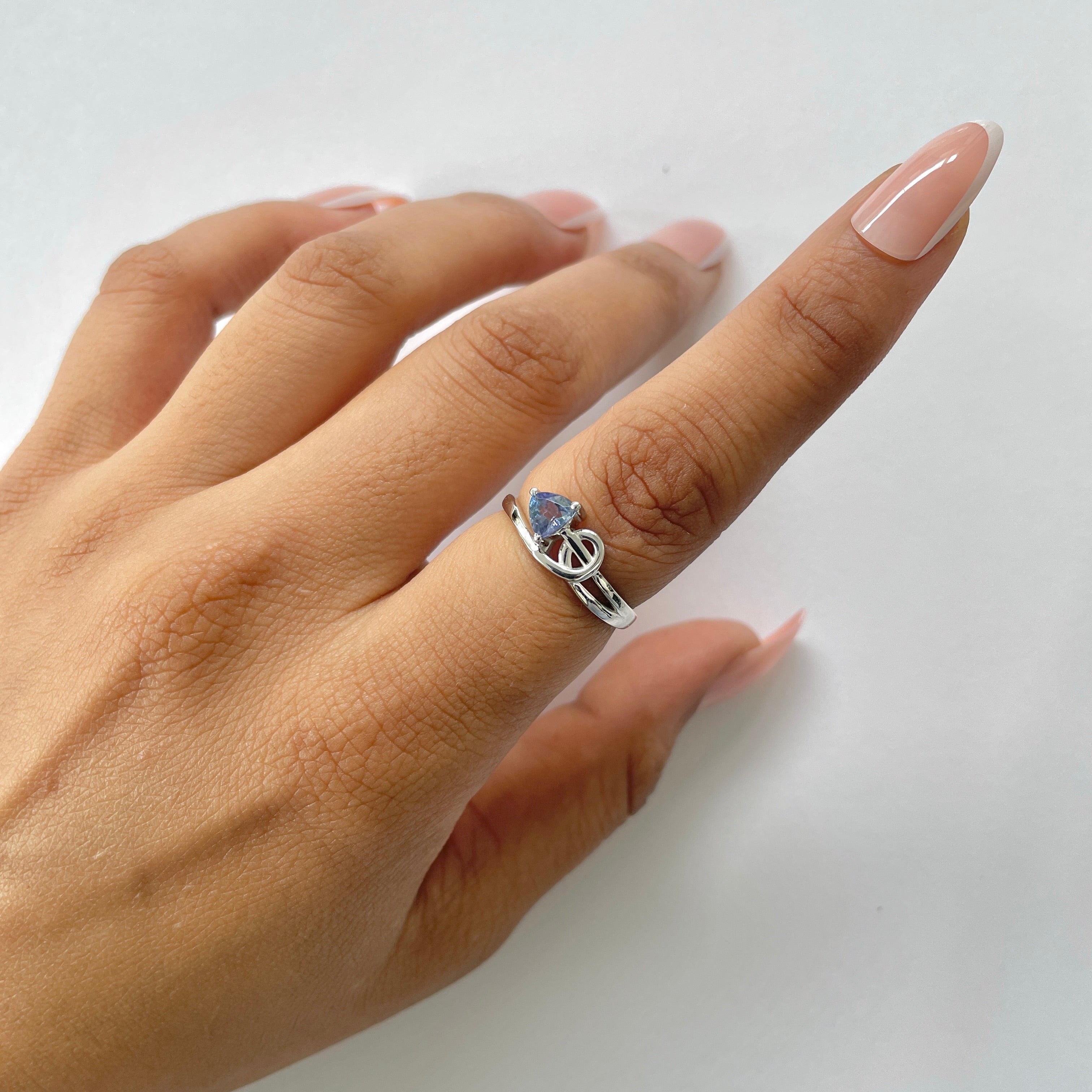 Tanzanite Ring-(TZN-RDR-2628.)