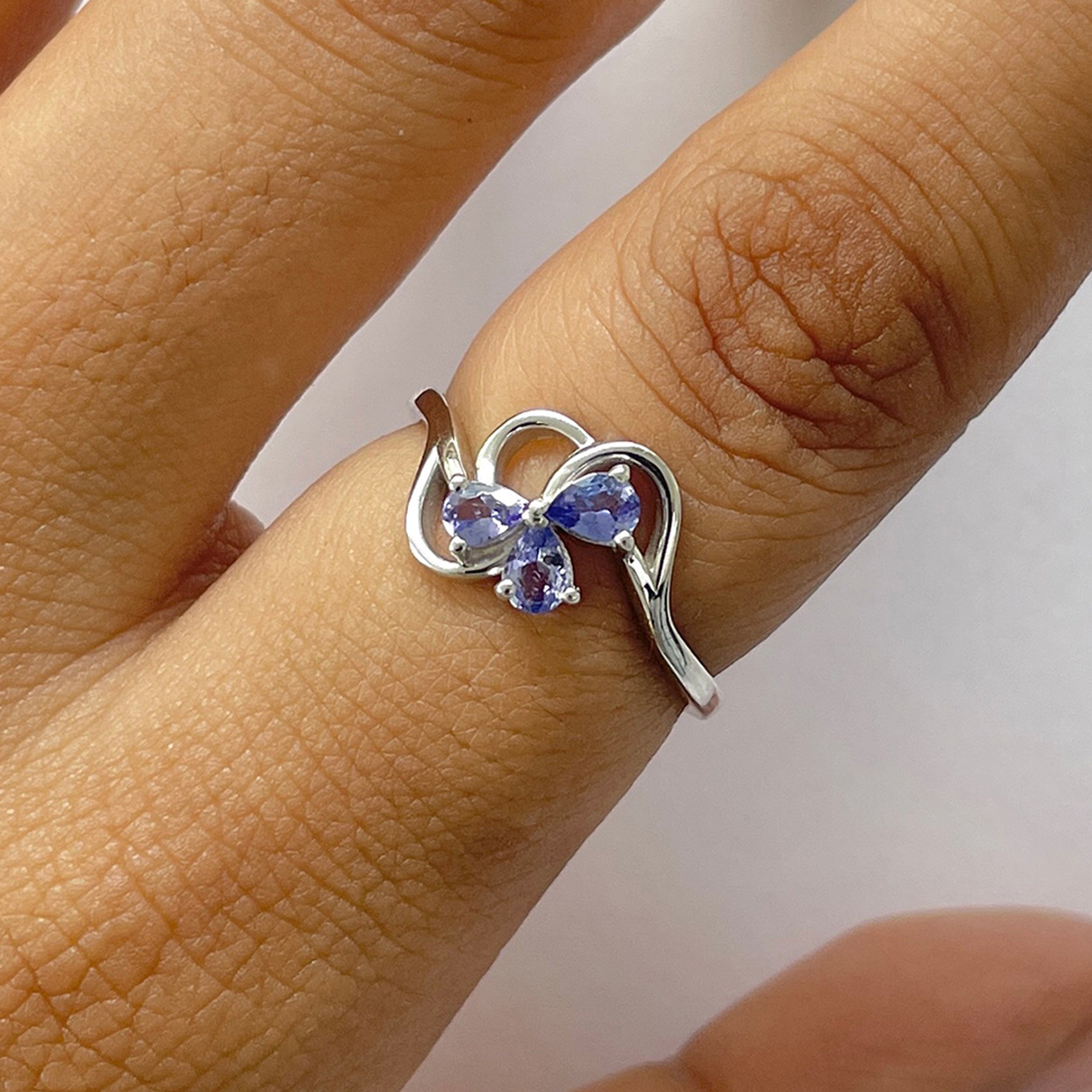 Tanzanite Ring-(TZN-RDR-2638.)