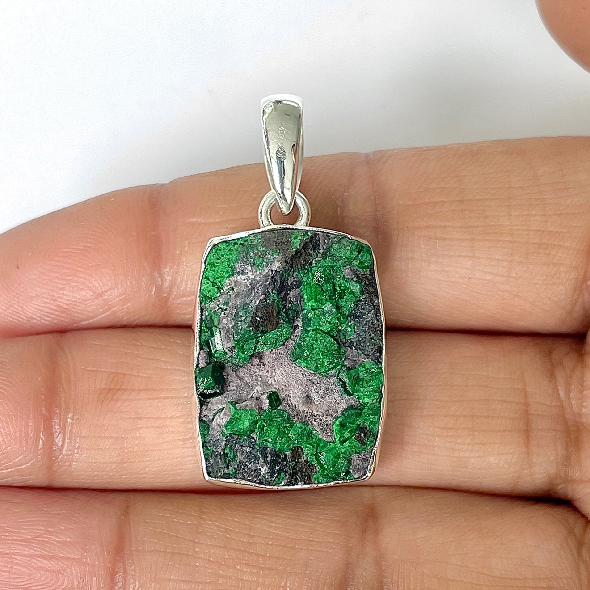 Uvarovite Pendant-(UVR-1-1)