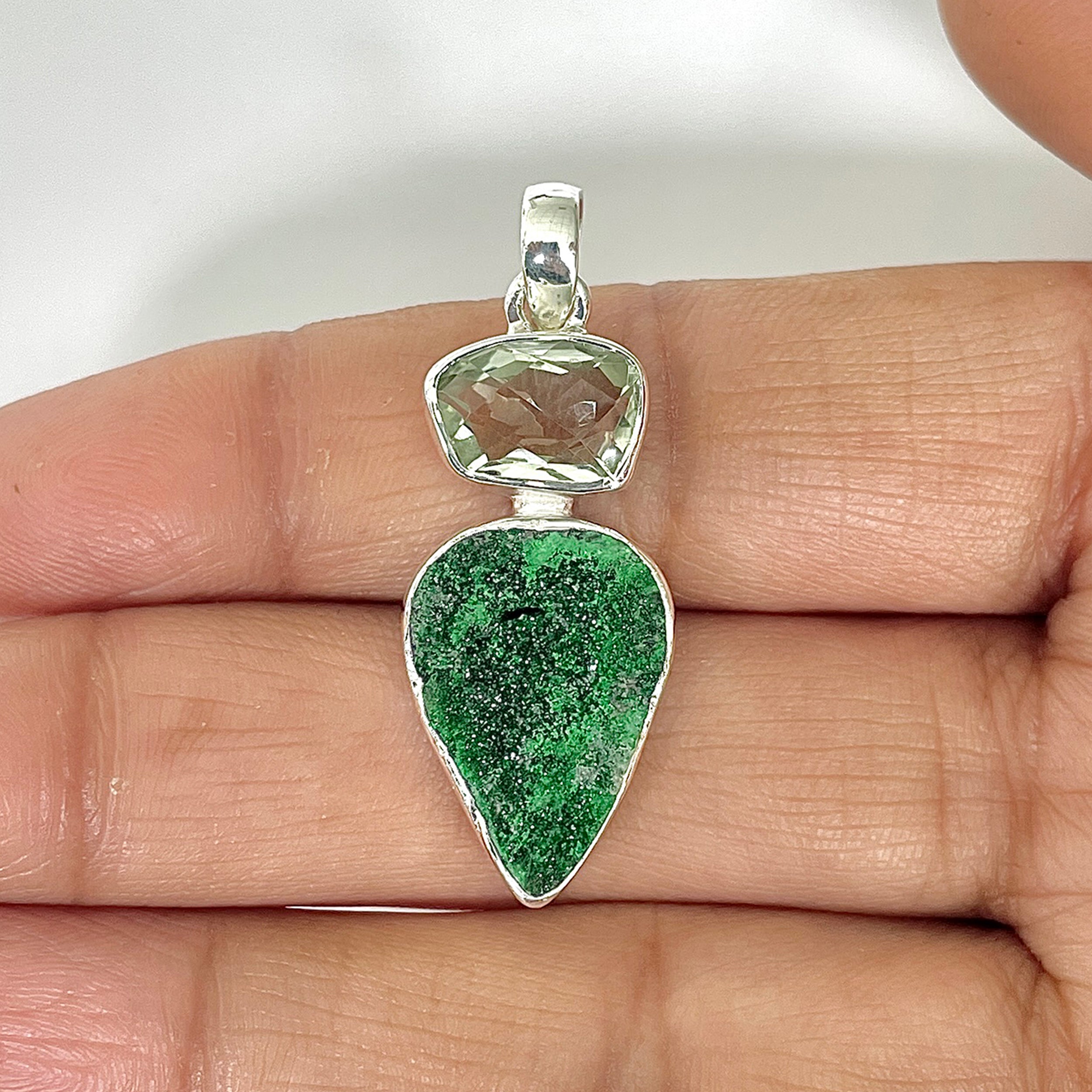 Uvarovite Pendant-(UVR-1-12)