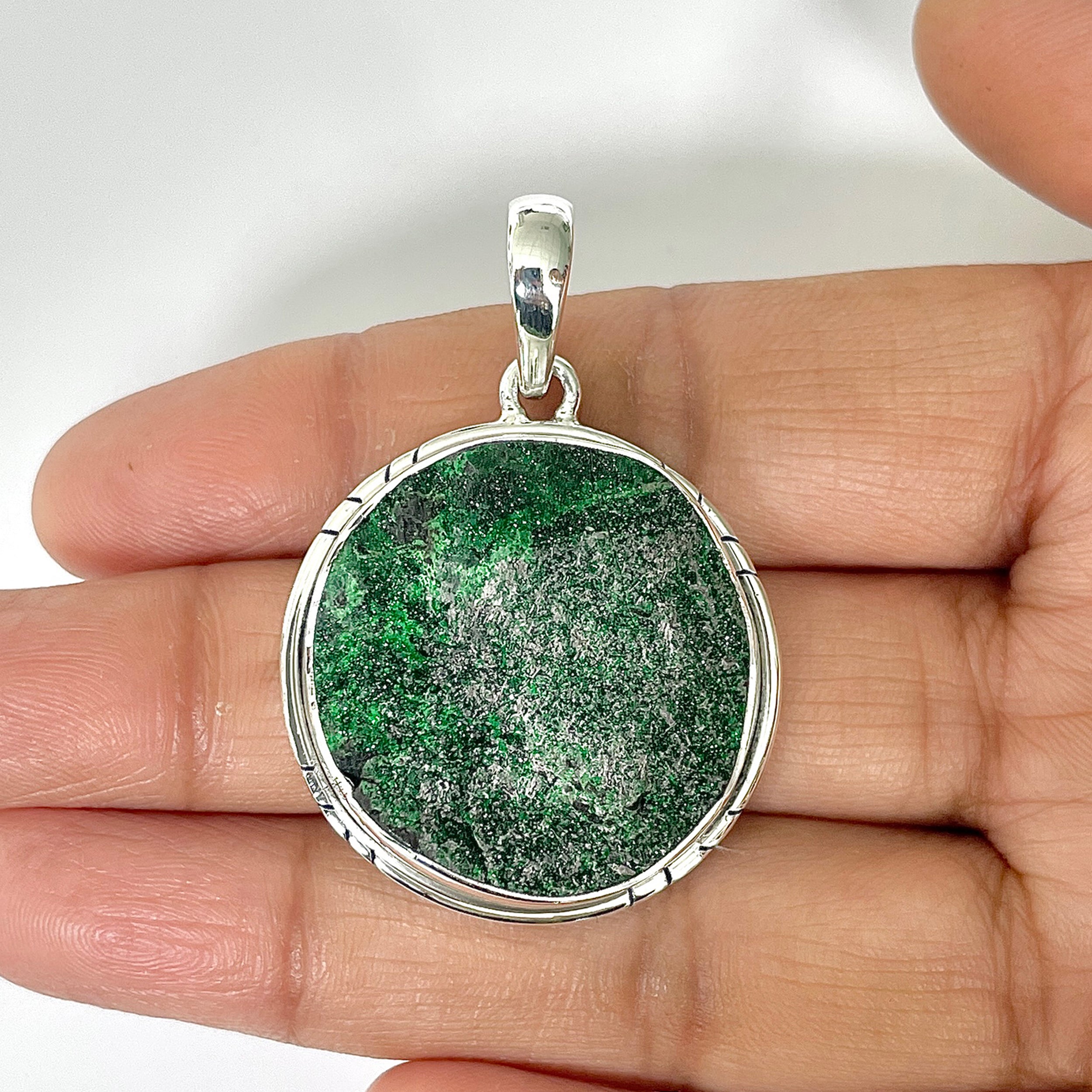 Uvarovite Pendant-(UVR-1-13)