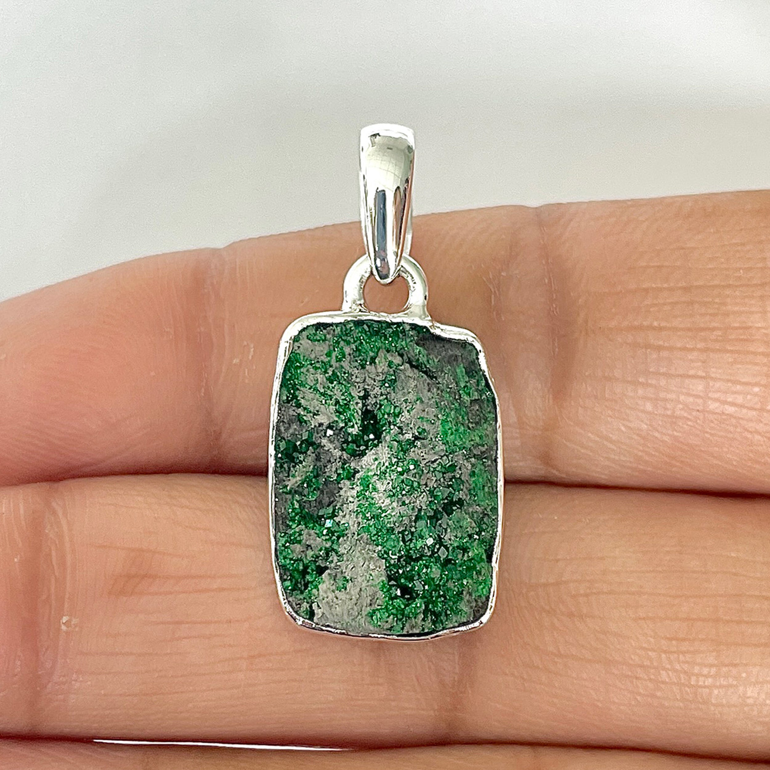 Uvarovite Pendant-(UVR-1-19)