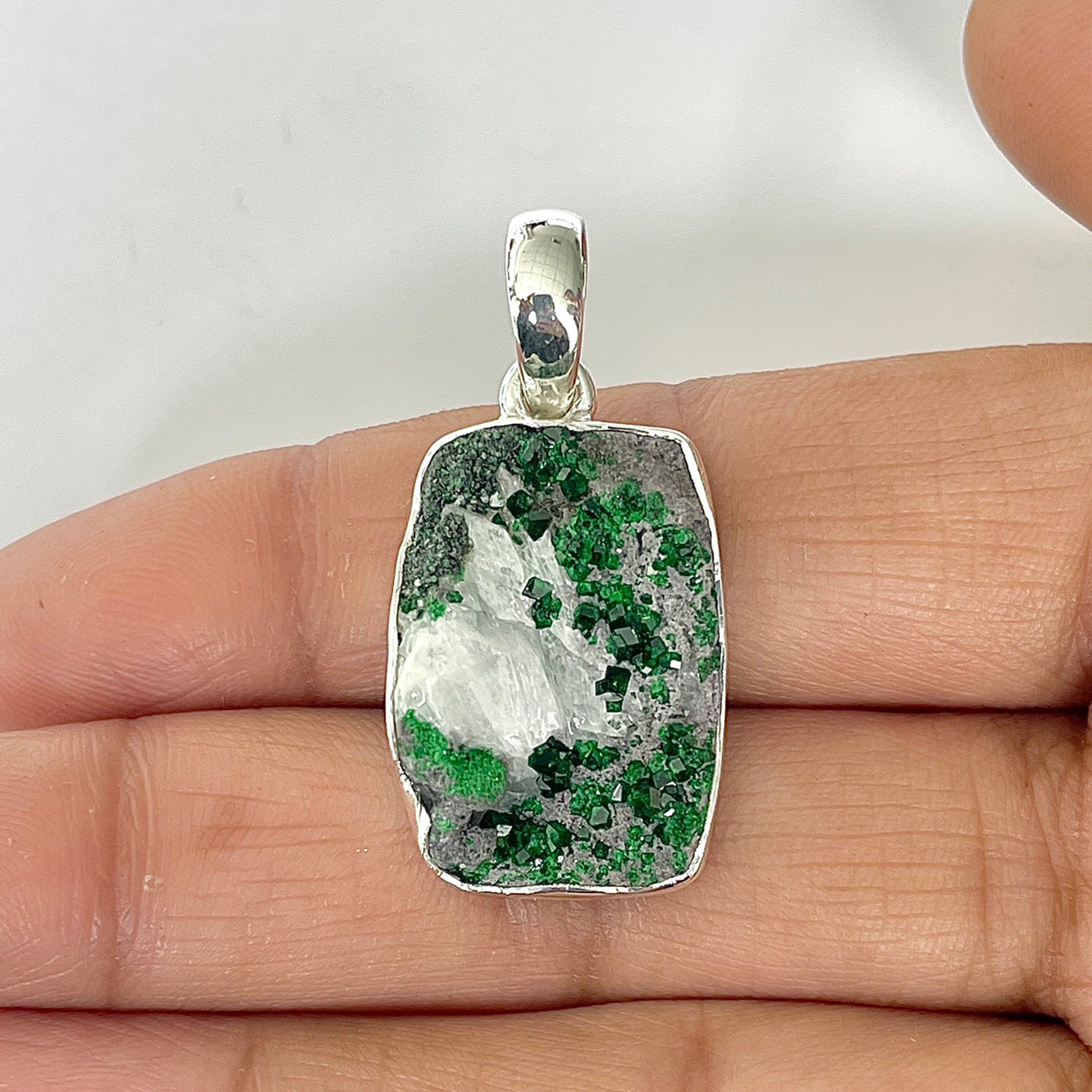 Uvarovite Pendant-(UVR-1-3)