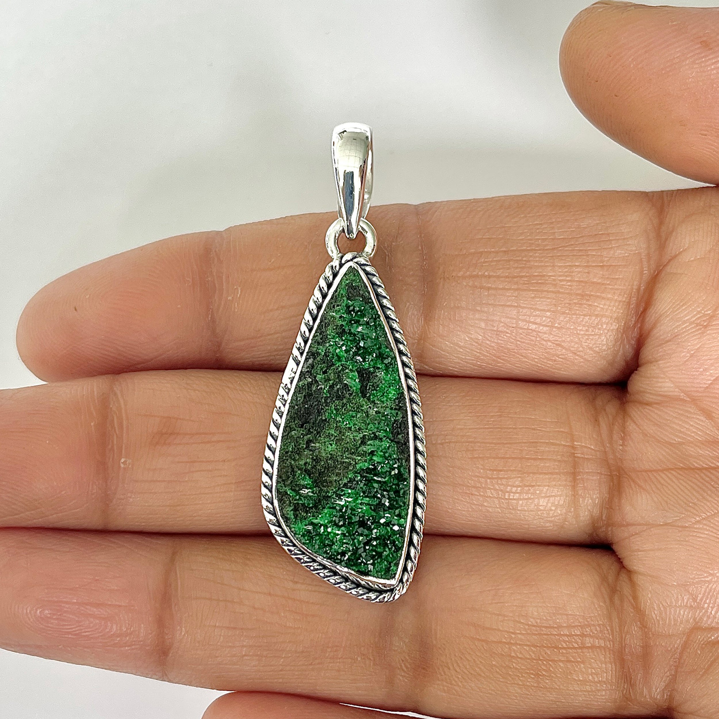 Uvarovite Pendant-(UVR-1-30)