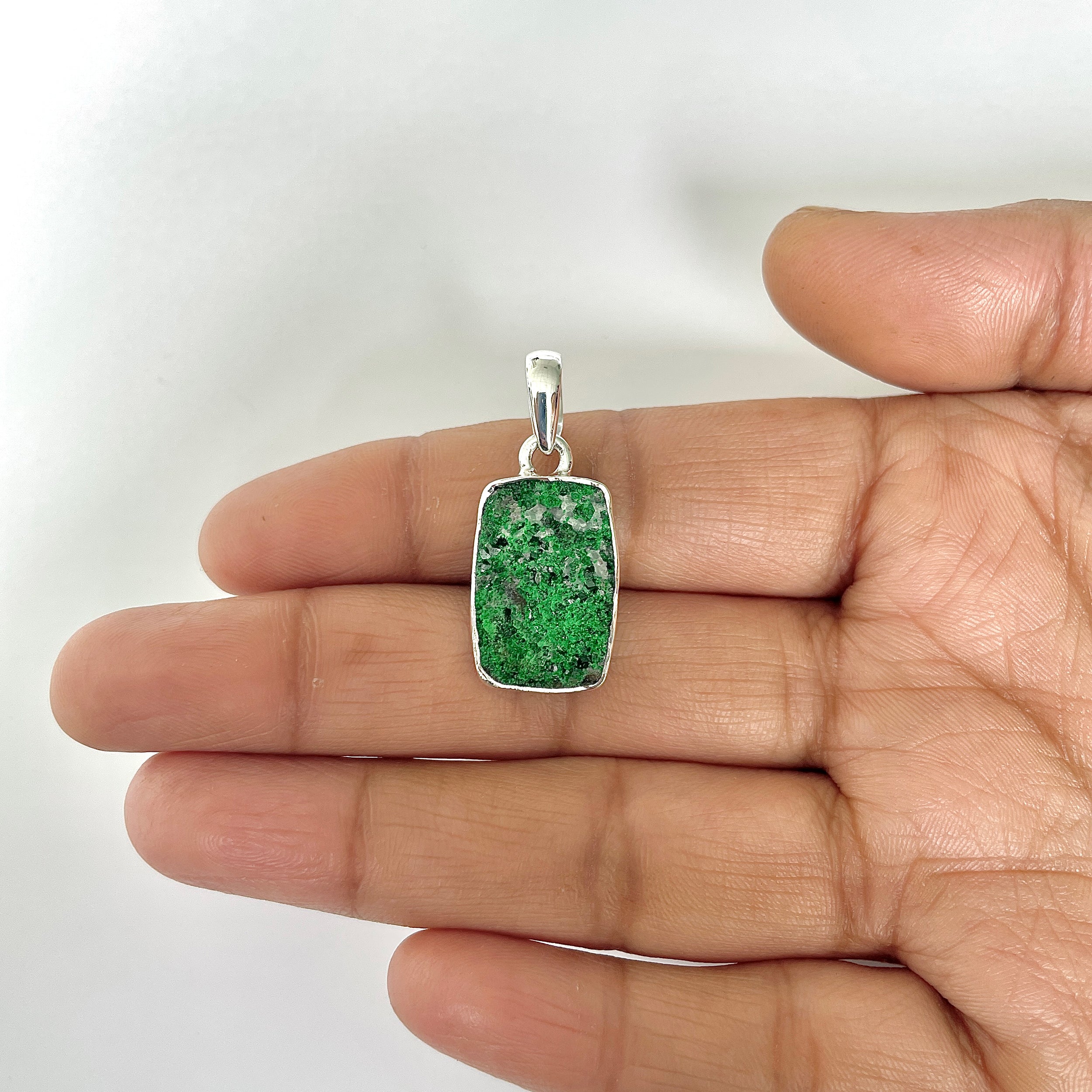 Uvarovite Pendant-(UVR-1-31)