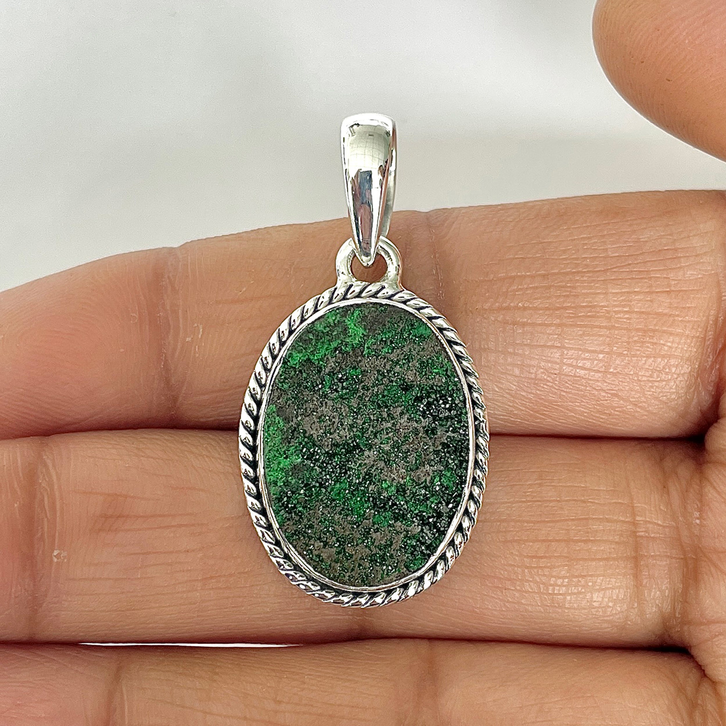 Uvarovite Pendant-(UVR-1-32)