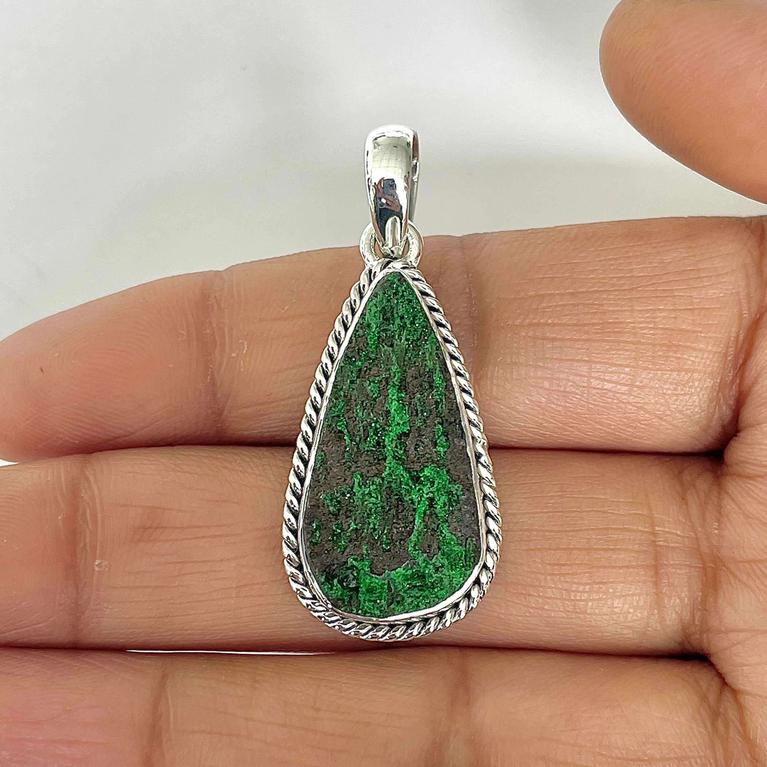 Uvarovite Pendant-(UVR-1-39)