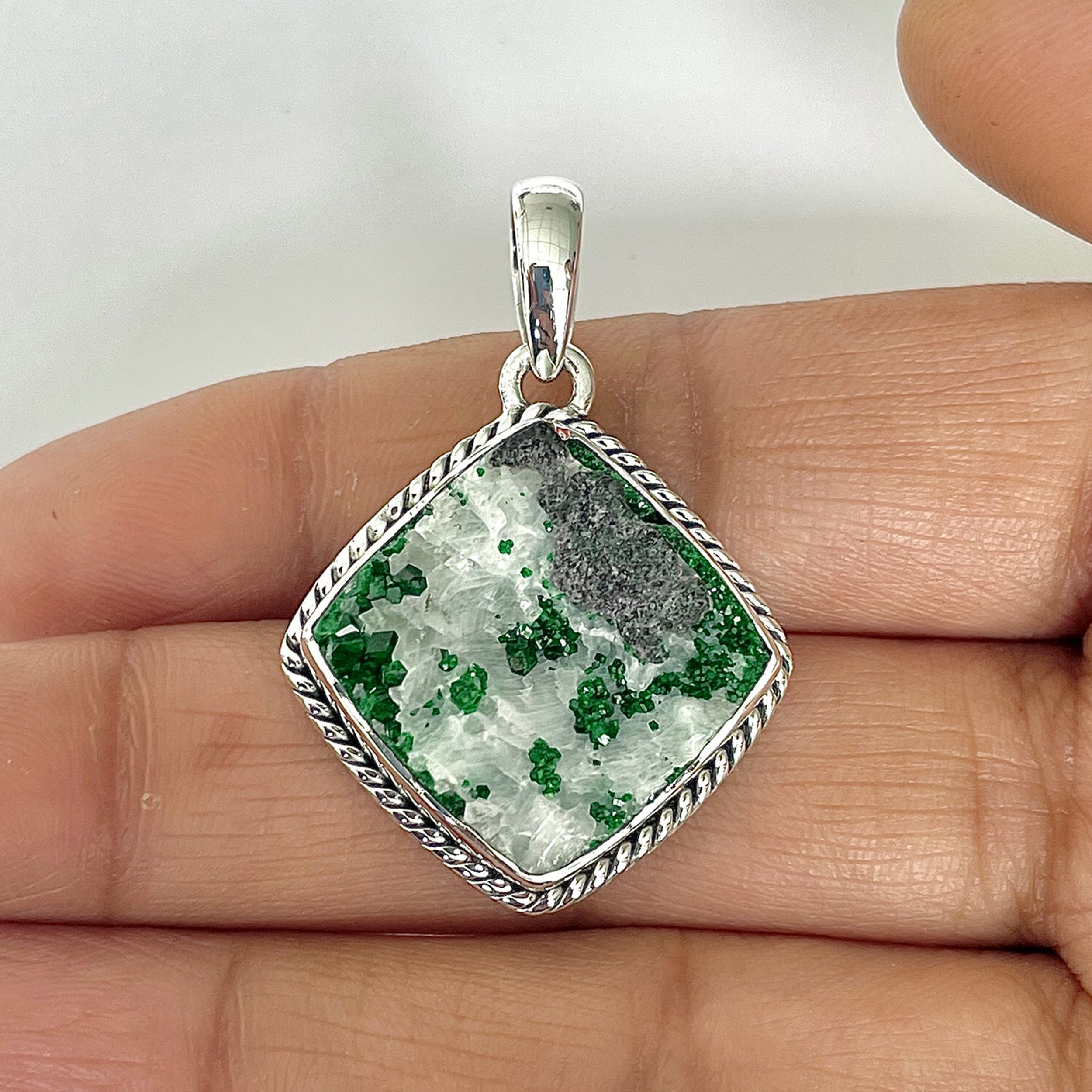 Uvarovite Pendant-(UVR-1-44)