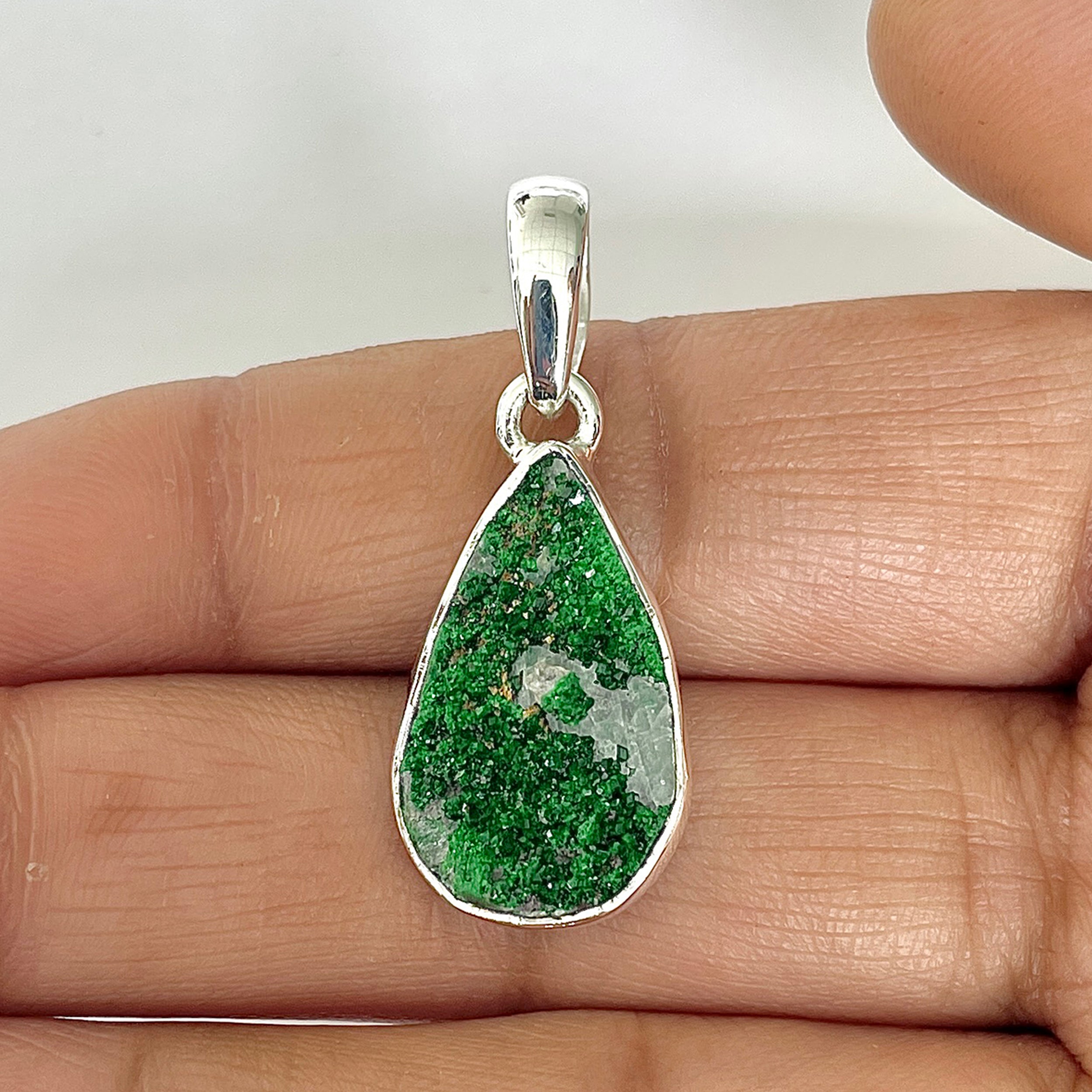 Uvarovite Pendant-(UVR-1-48)