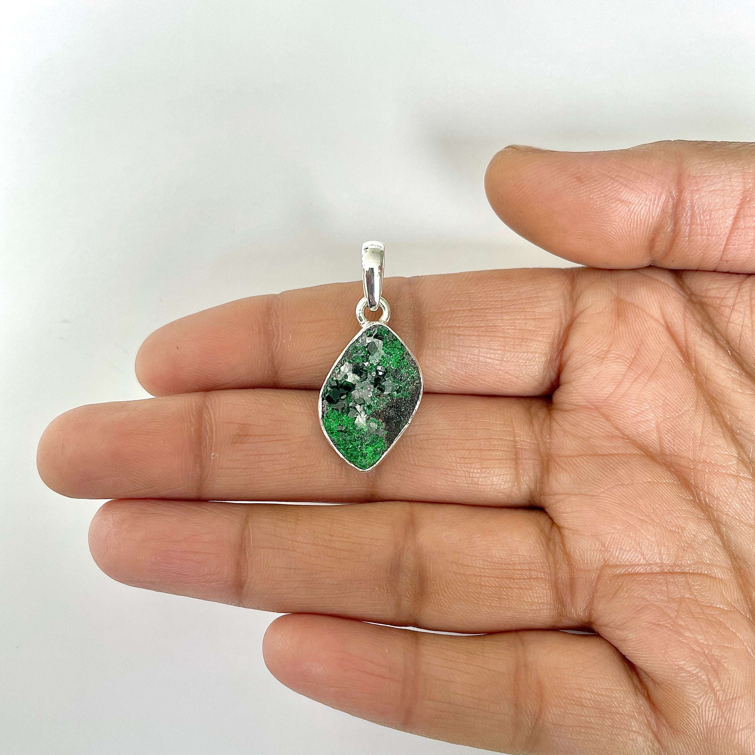 Uvarovite Pendant-(UVR-1-52)