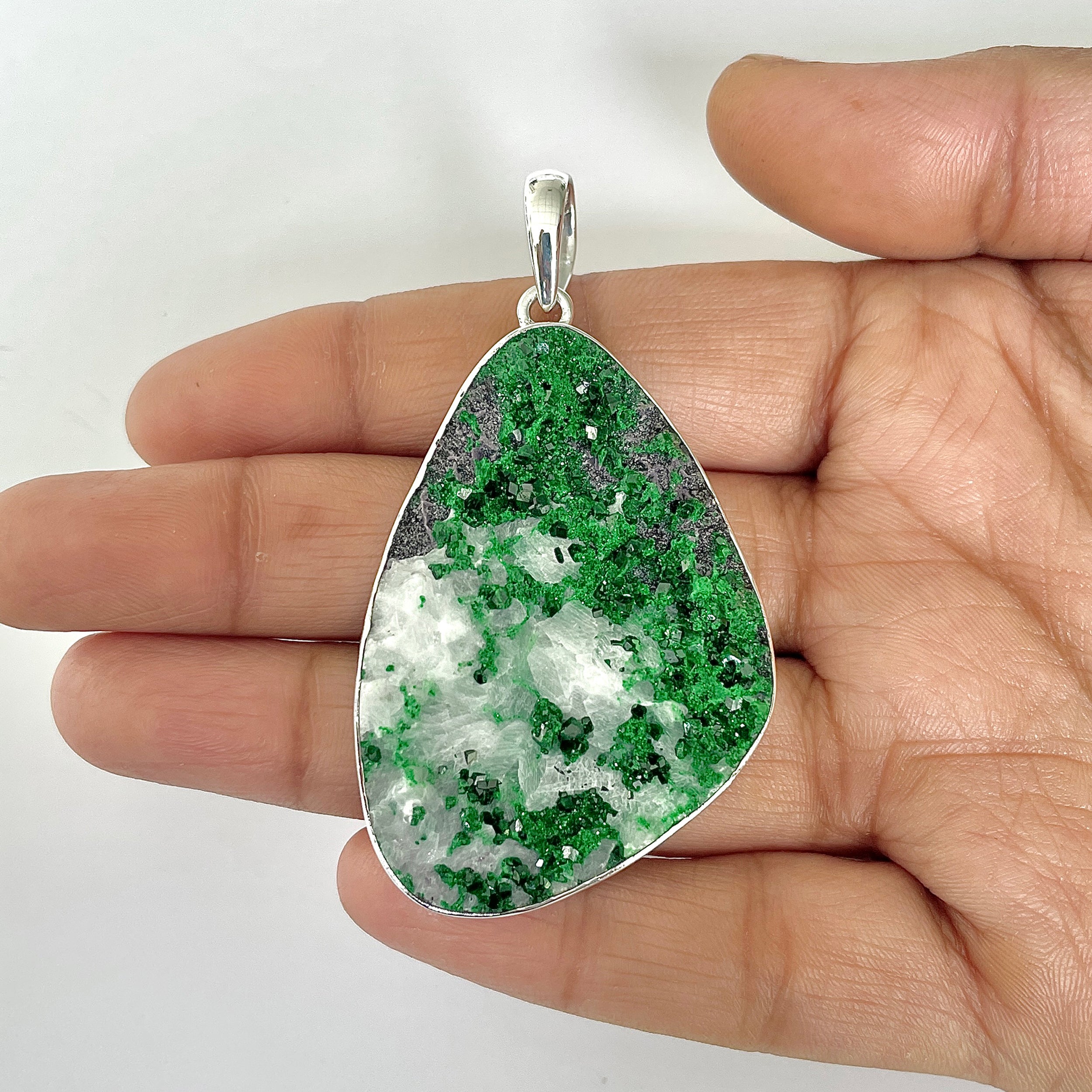 Uvarovite Pendant-(UVR-1-54)