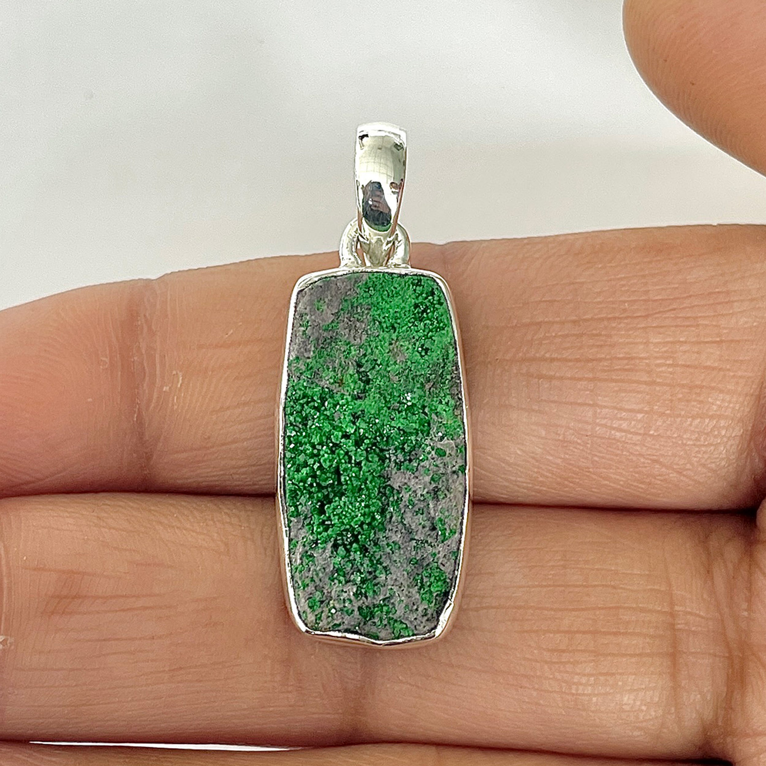 Uvarovite Pendant-(UVR-1-55)