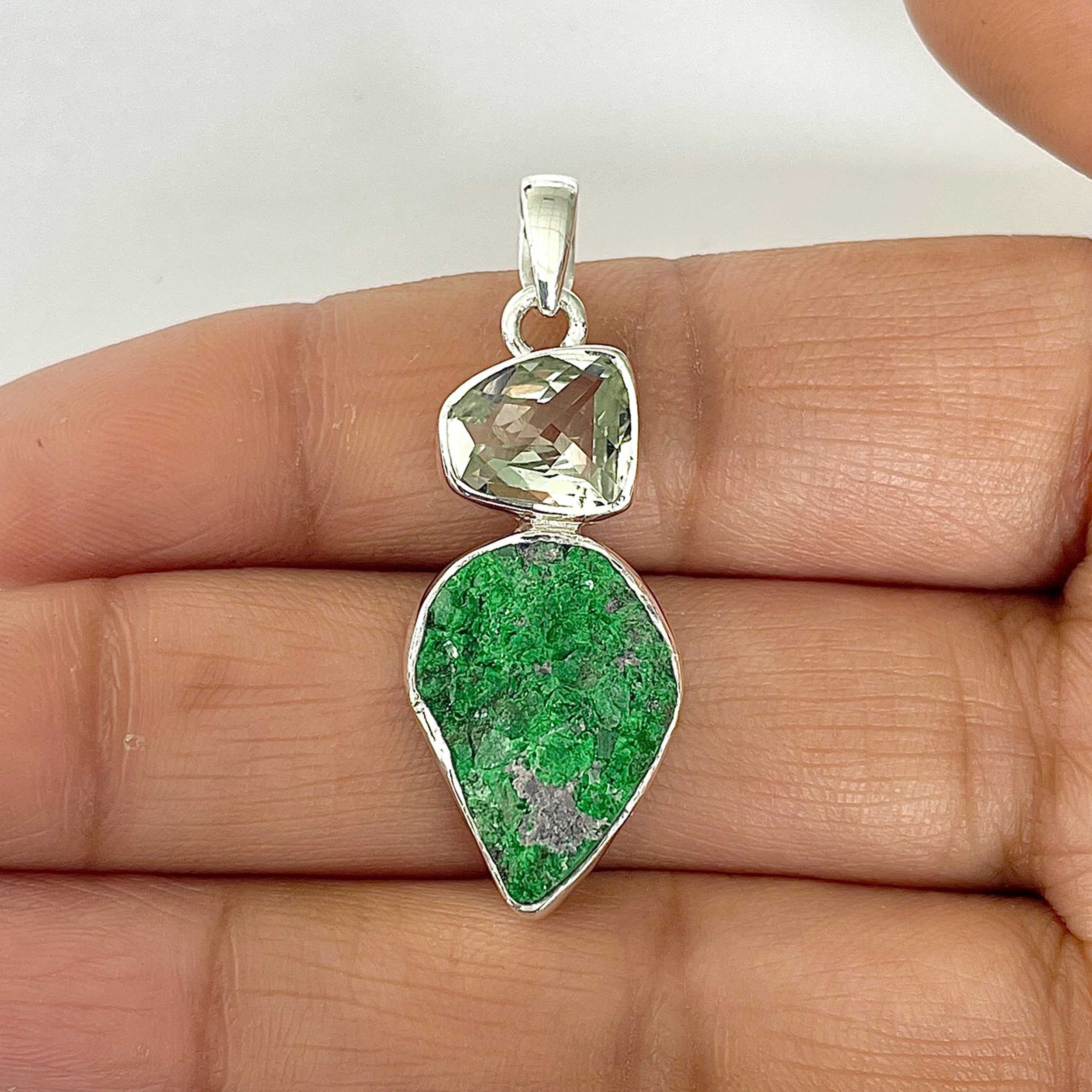 Uvarovite Pendant-(UVR-1-56)