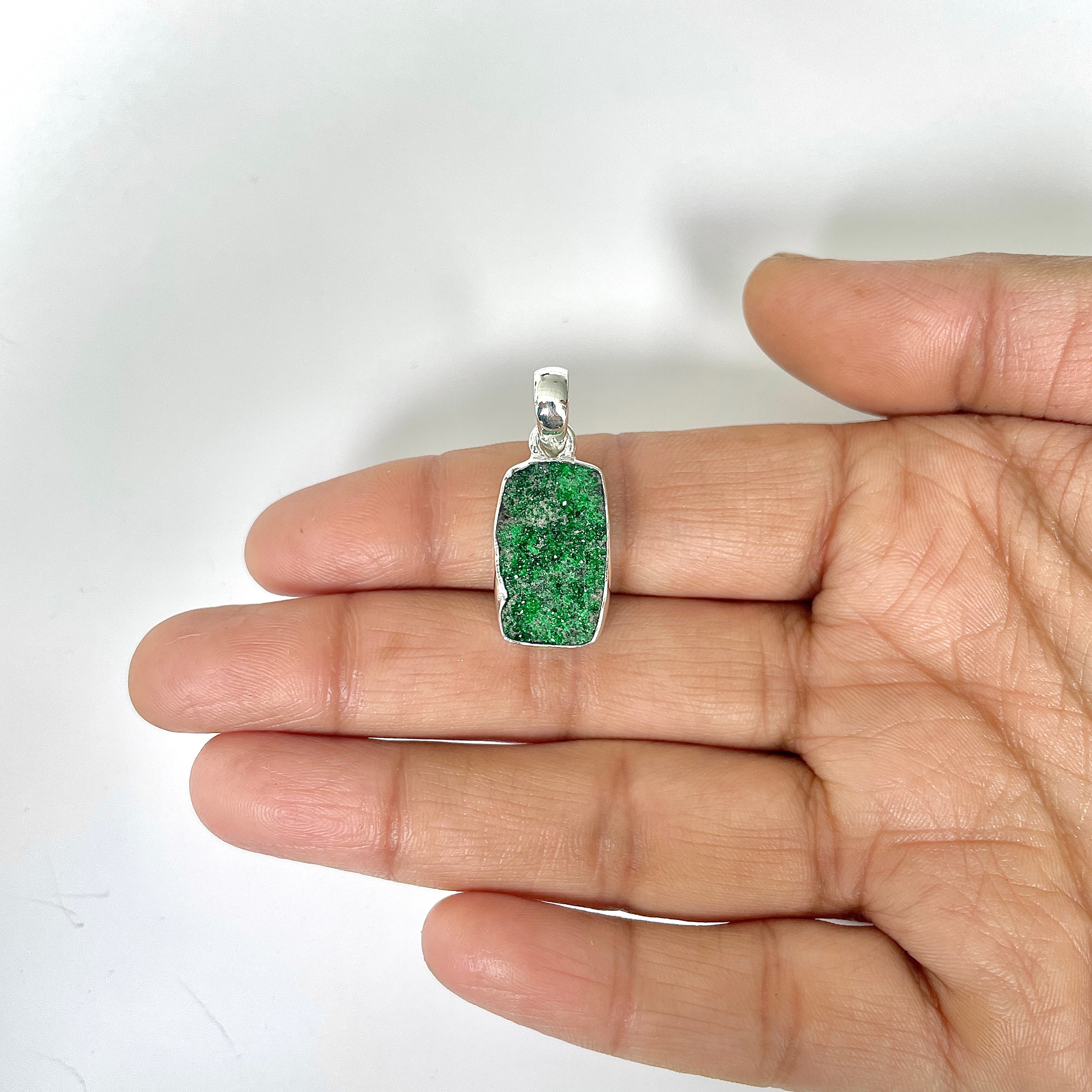 Uvarovite Pendant-(UVR-1-6)