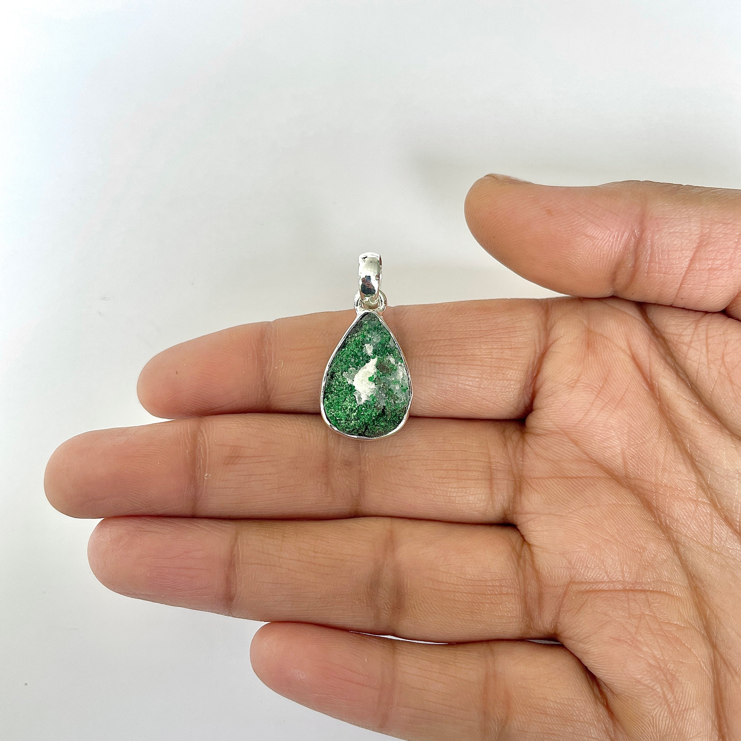 Uvarovite Pendant-(UVR-1-60)