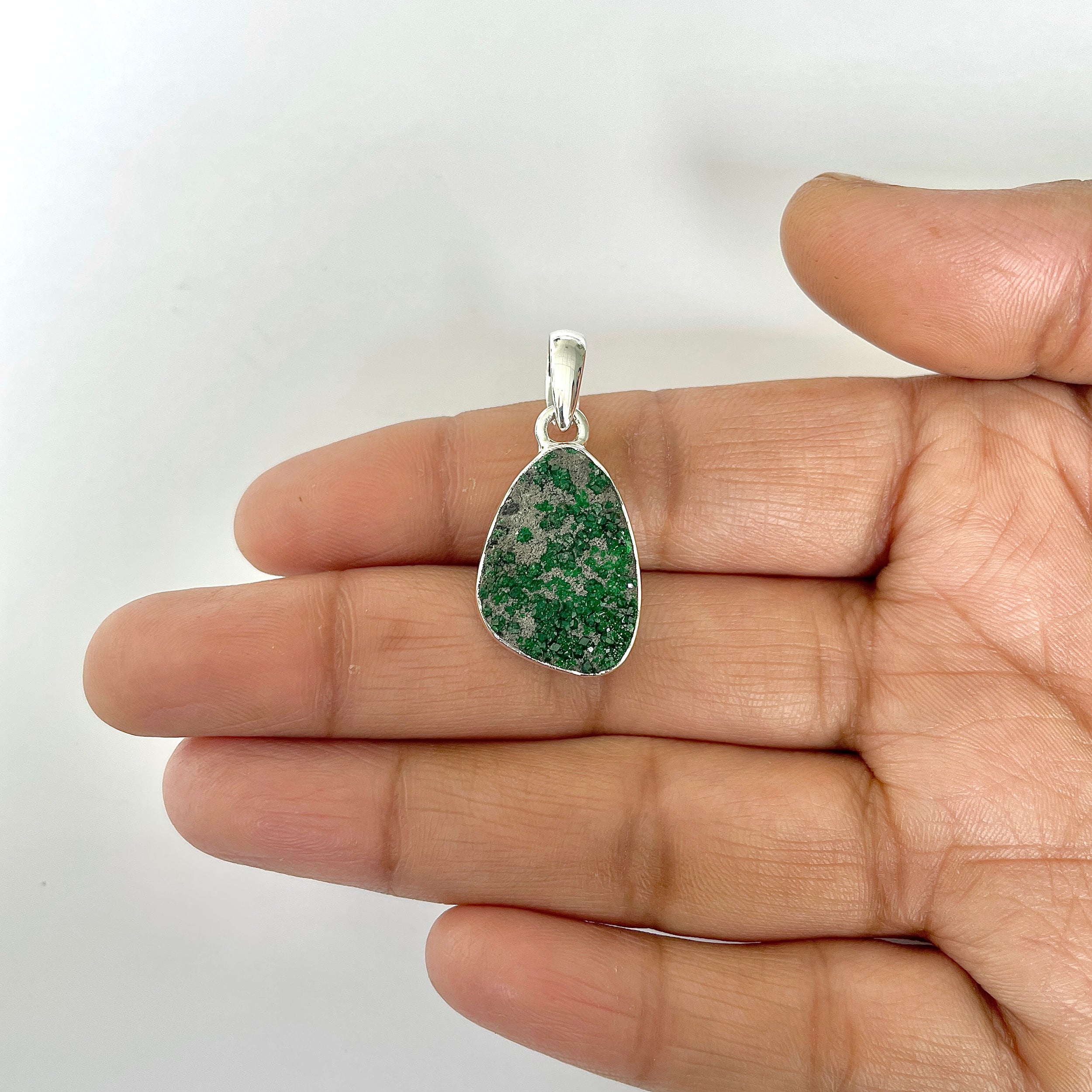 Uvarovite Pendant-(UVR-1-64)
